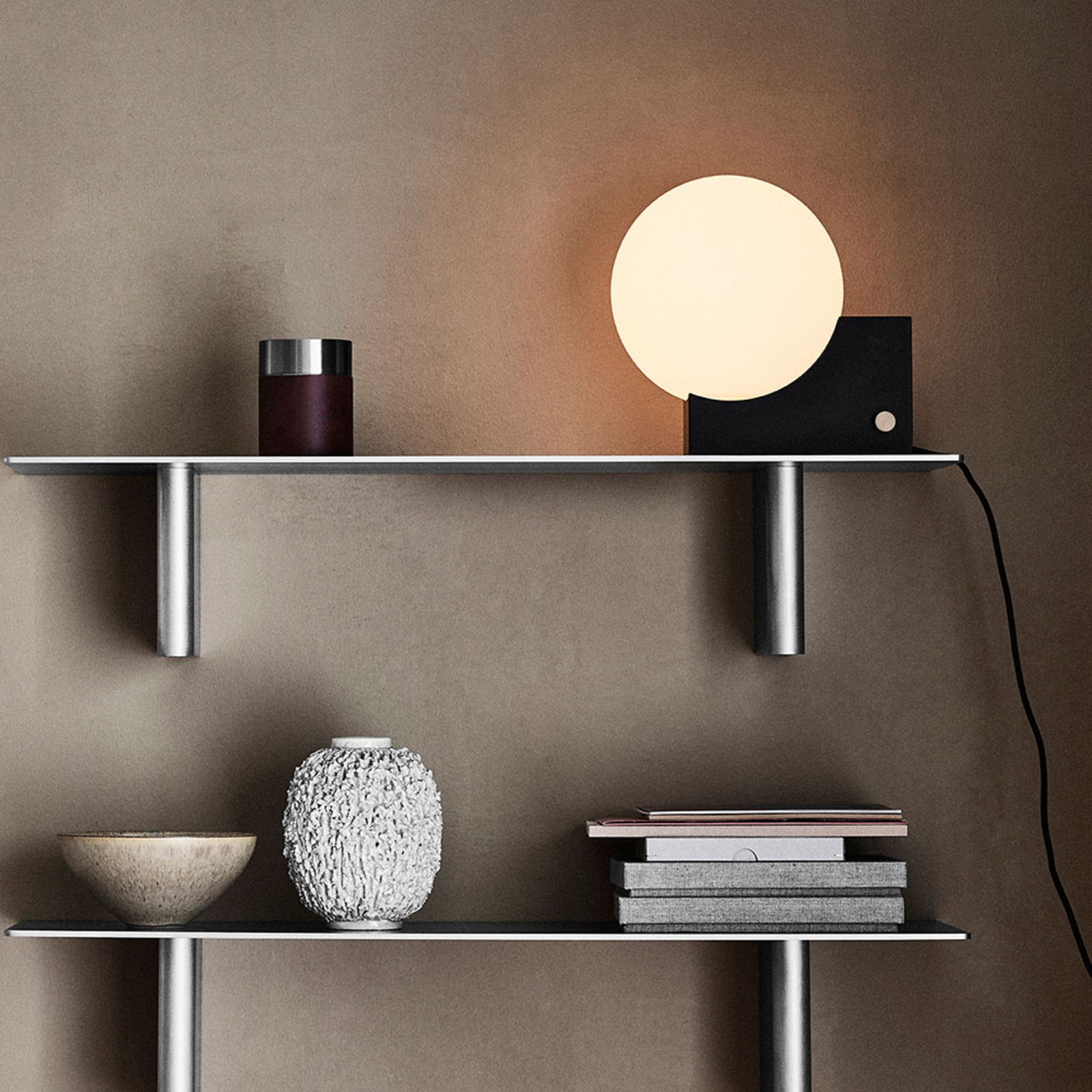 &Tradition Journey SHY1 Tischleuchte mit Dimmer
