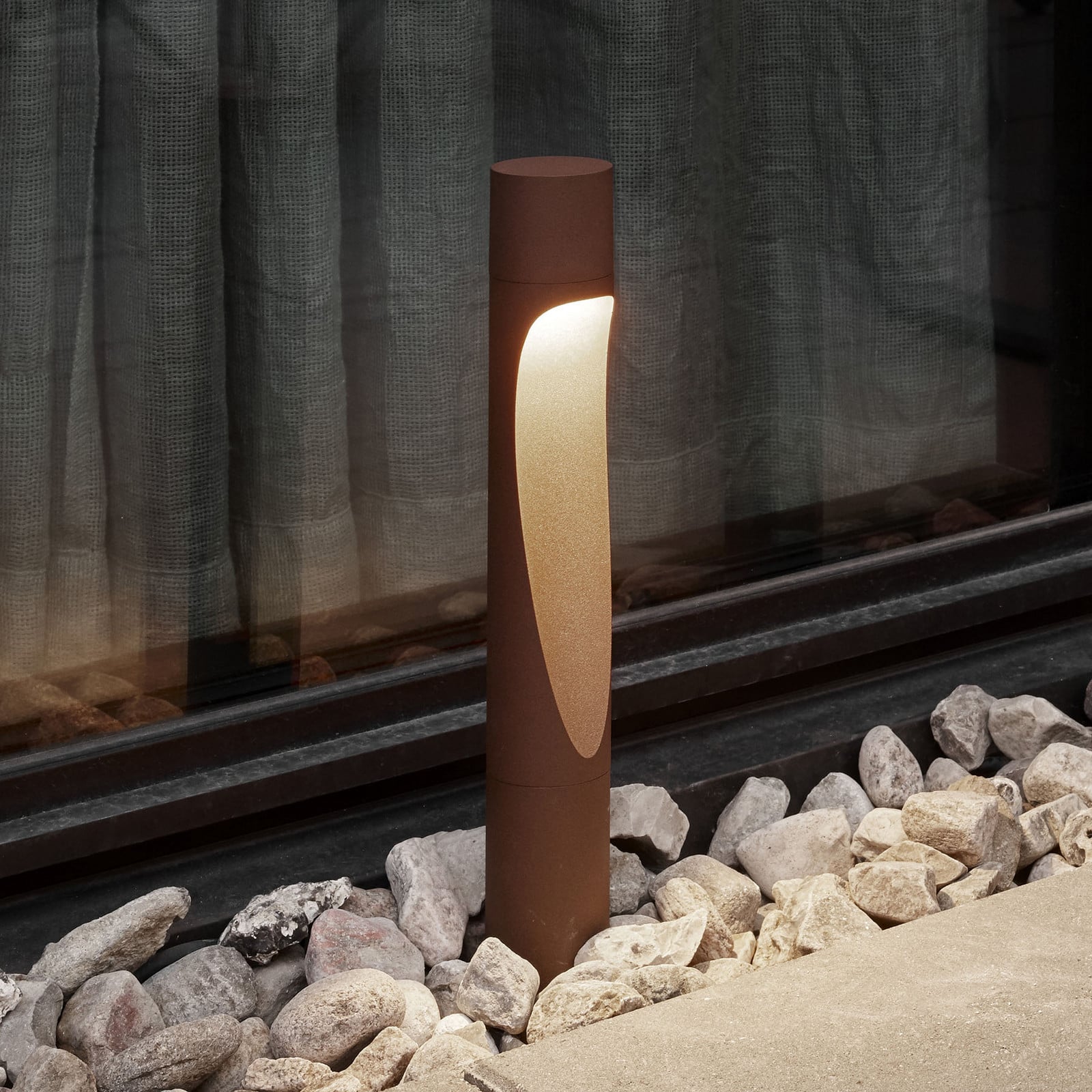 Flindt Garden Garten Leuchte Short LED 2700K mit Base Corten Louis Poulsen - Design - Aluminium - Einflammig