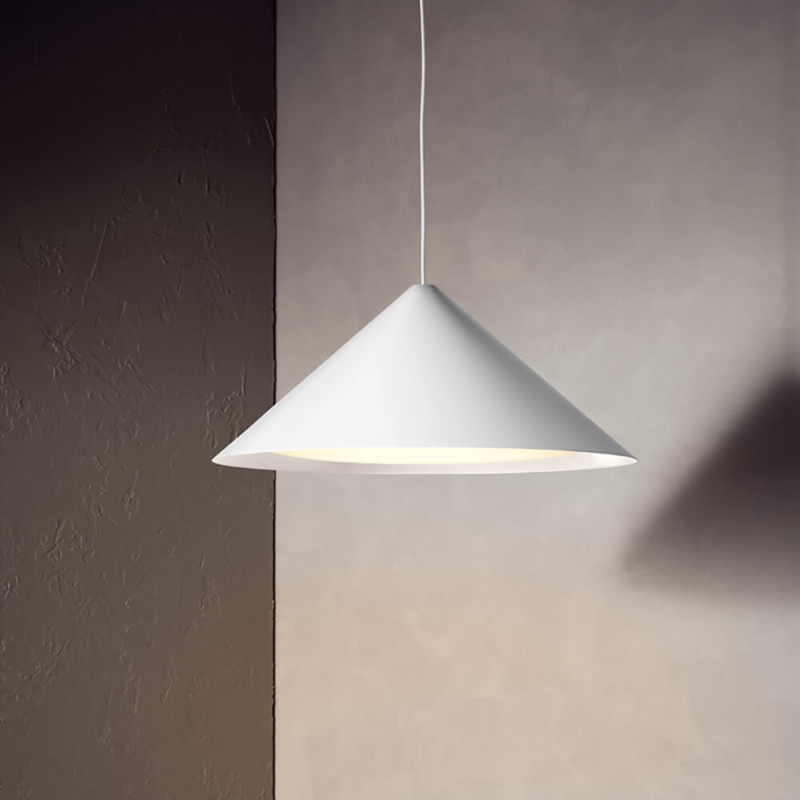 Keglen 650 LED Lustră Pendul White - Louis Poulsen