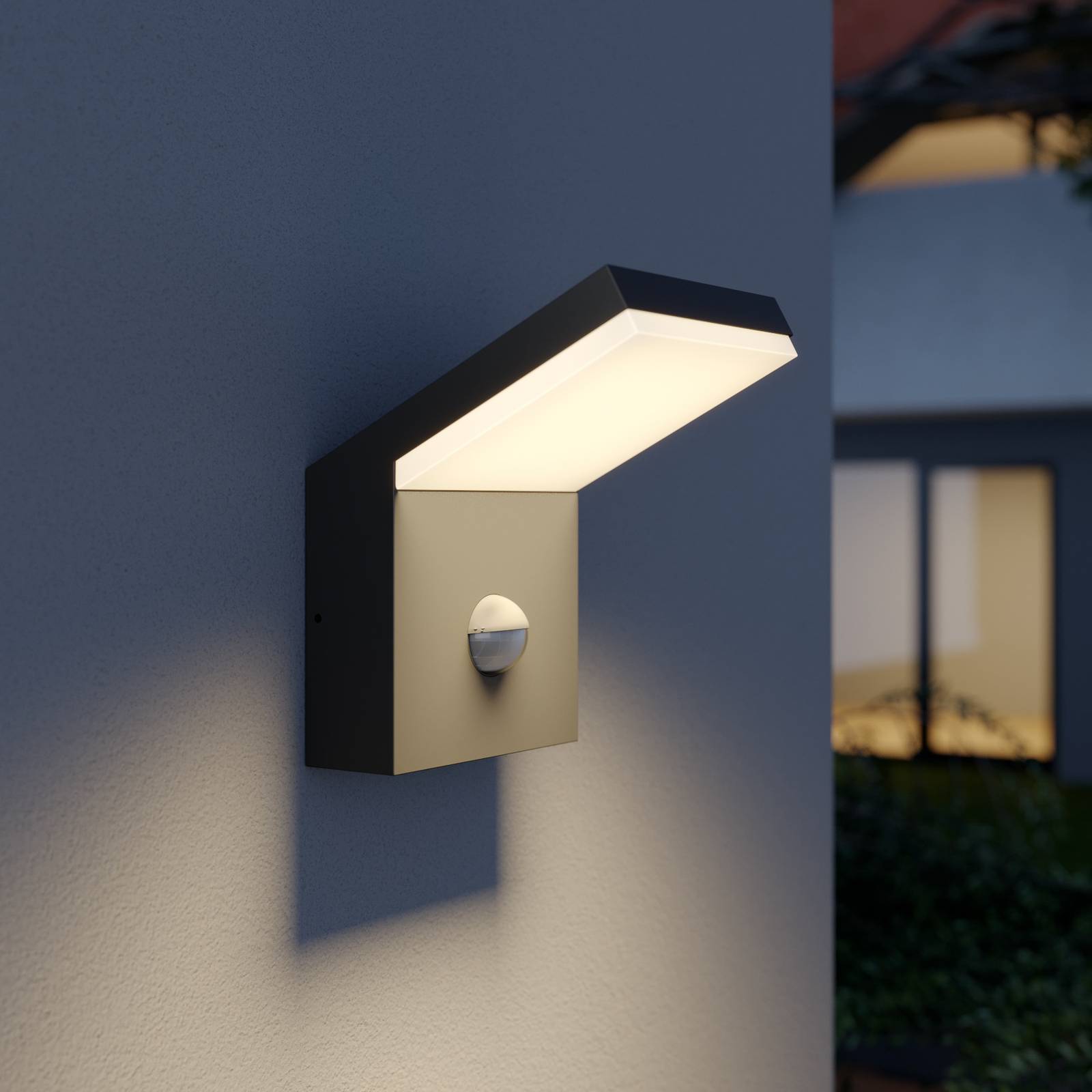 Arcchio Yolena – LED-utomhusvägglampa sensor