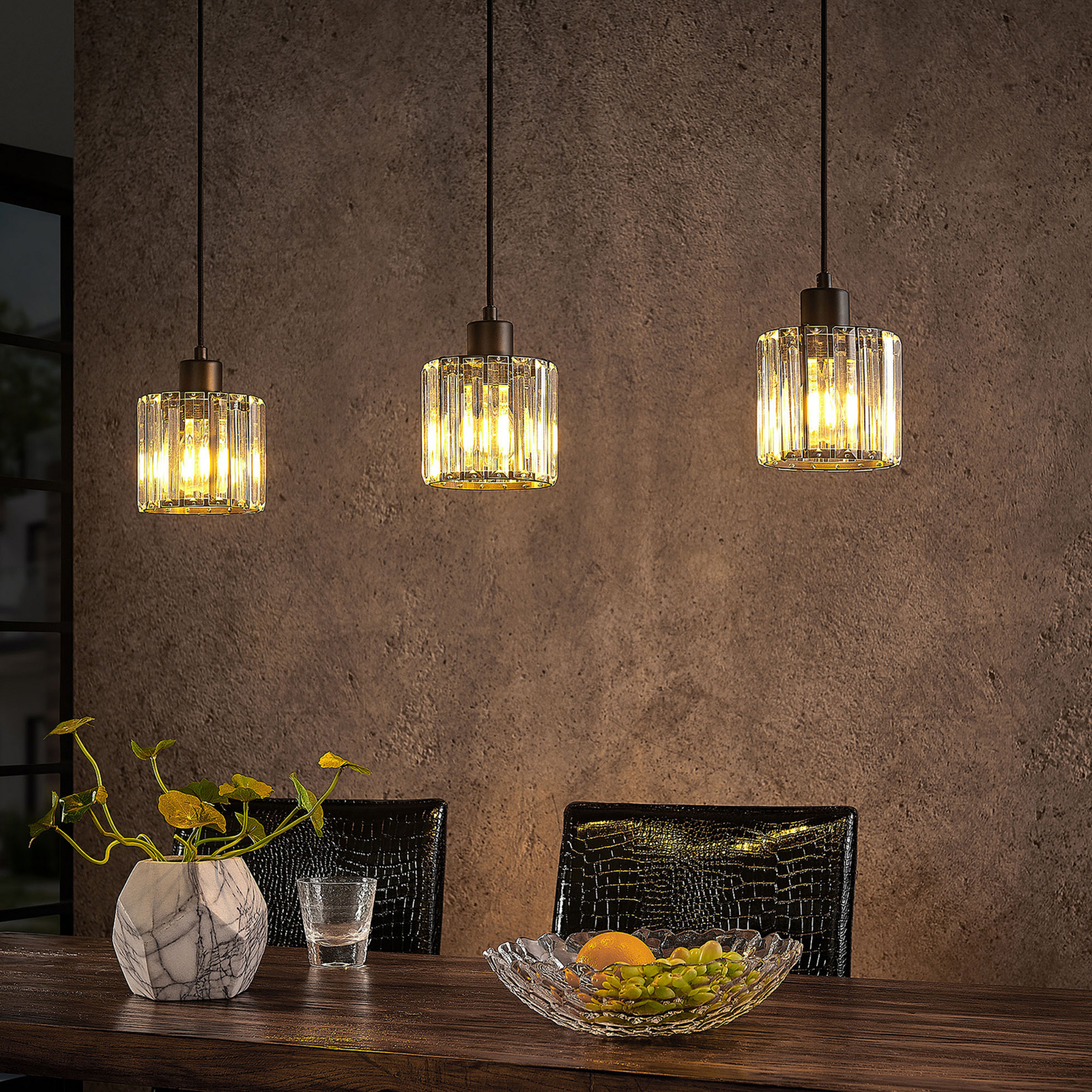 Vella hanging light, transparent glass lampshade