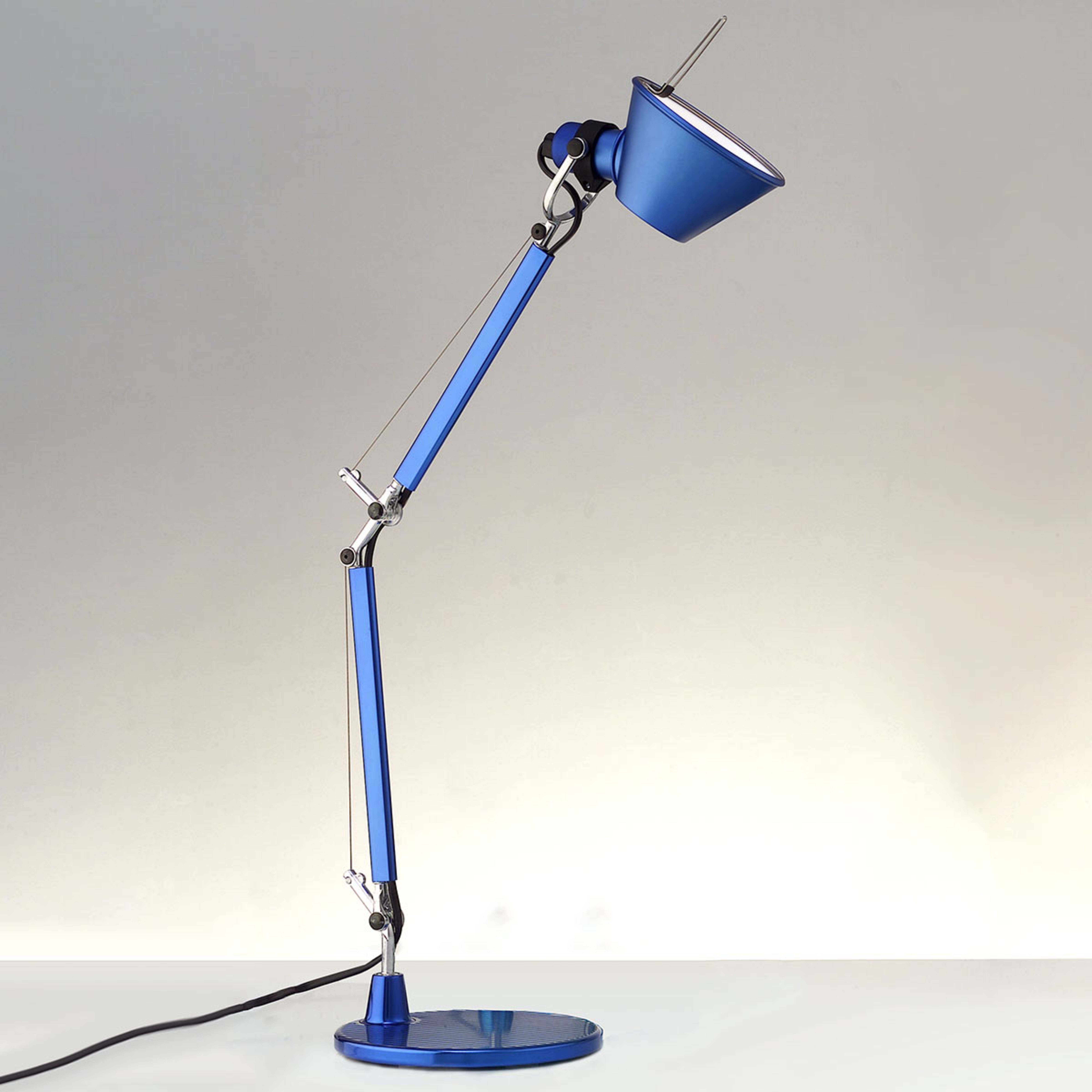 Artemide Tolomeo Micro lámpara mesa, azul metálico