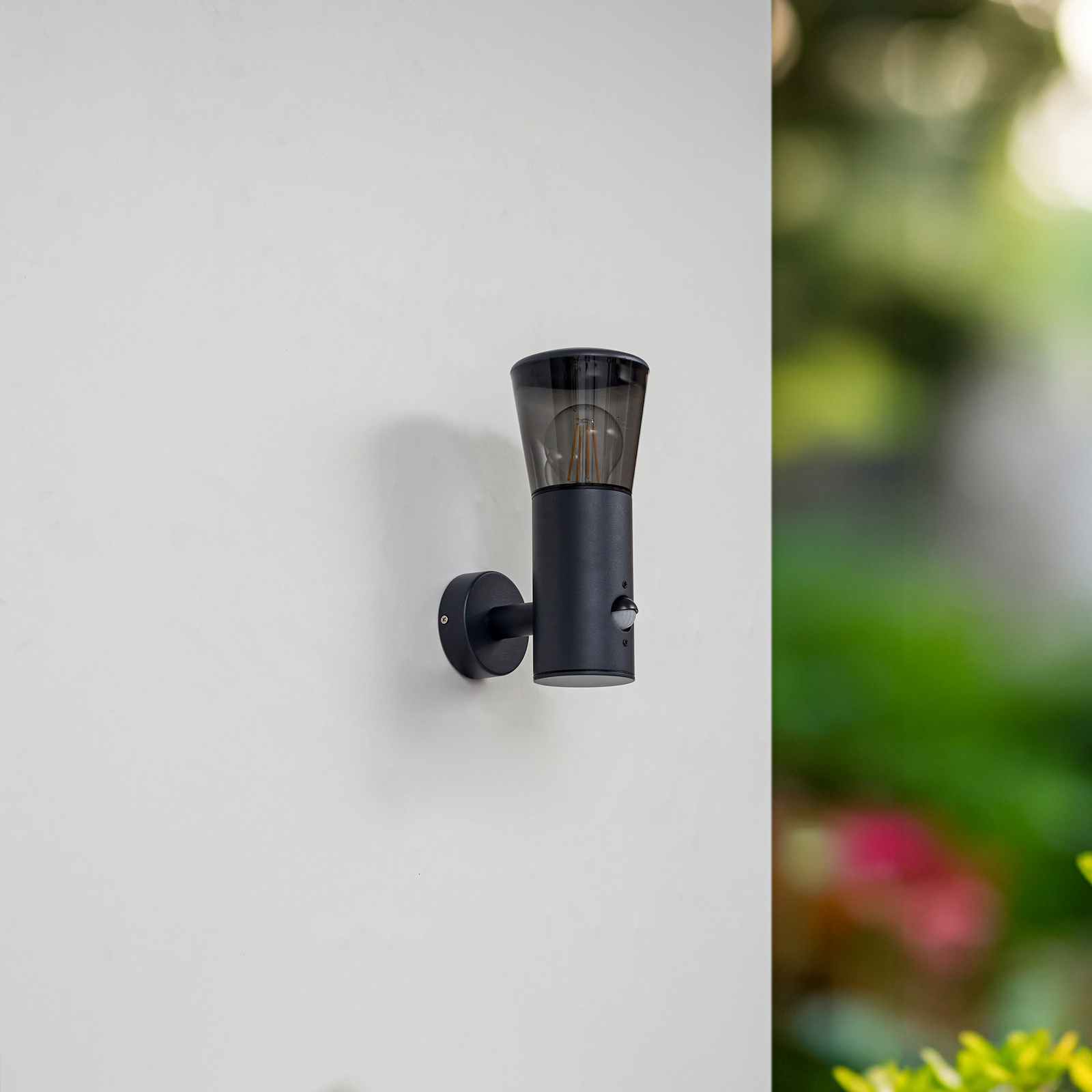Heulo Ao ar livre Candeeiro de Parede Ø10,5 w/Sensor Fumo Cinzento - Lindby