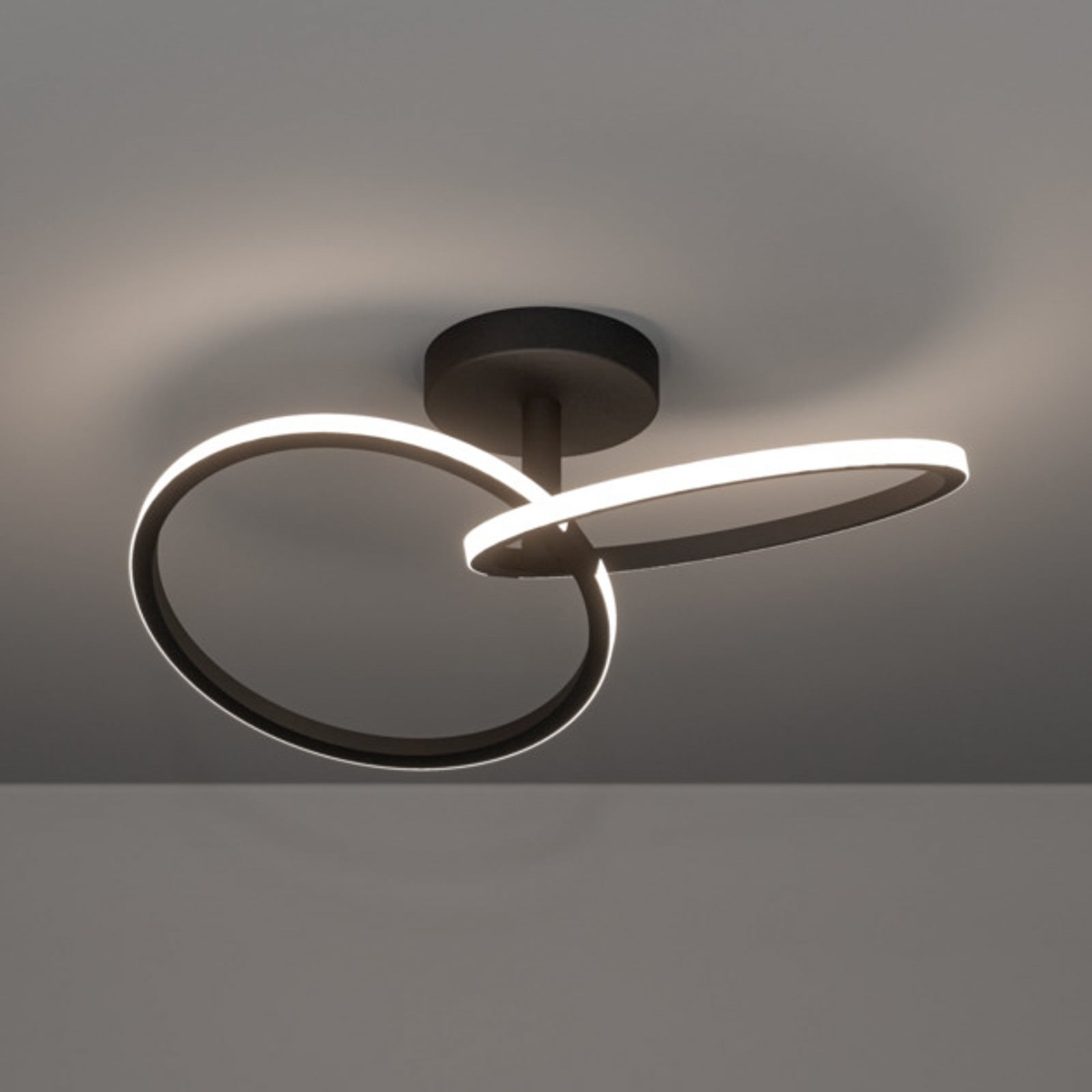 Plafonnier LED EGLO CONGIUNTI, noir, 47 x 28 cm, CCT Plafonnier LED EGLO CONGIUNTI, noir, 47 x 28 cm, CCT