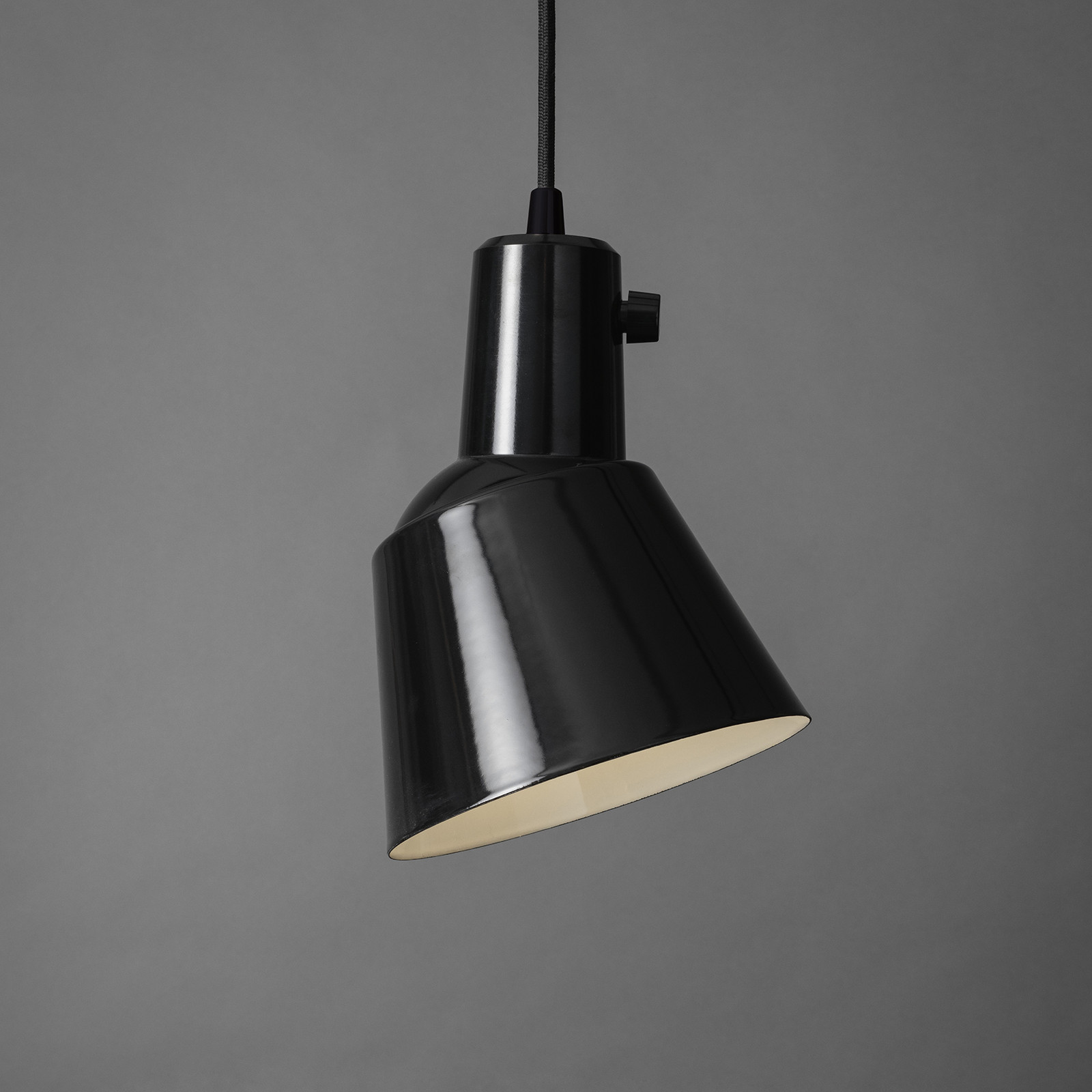 midgard K831 lampă suspendată negru emailat - Camera de zi / sufragerie - design - emailat negru alb negru - Metal