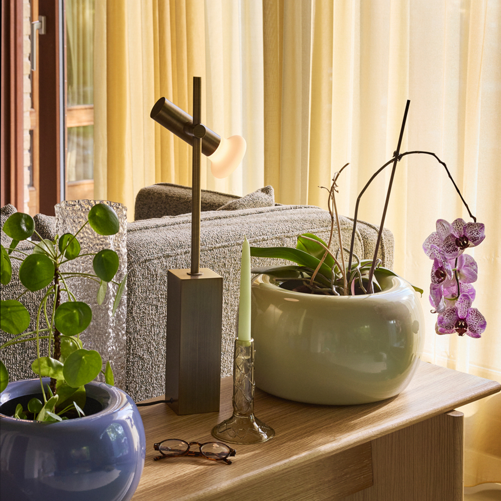 Набор настолни лампи, цвят месинг, височина 60 см, желязо/стъкло