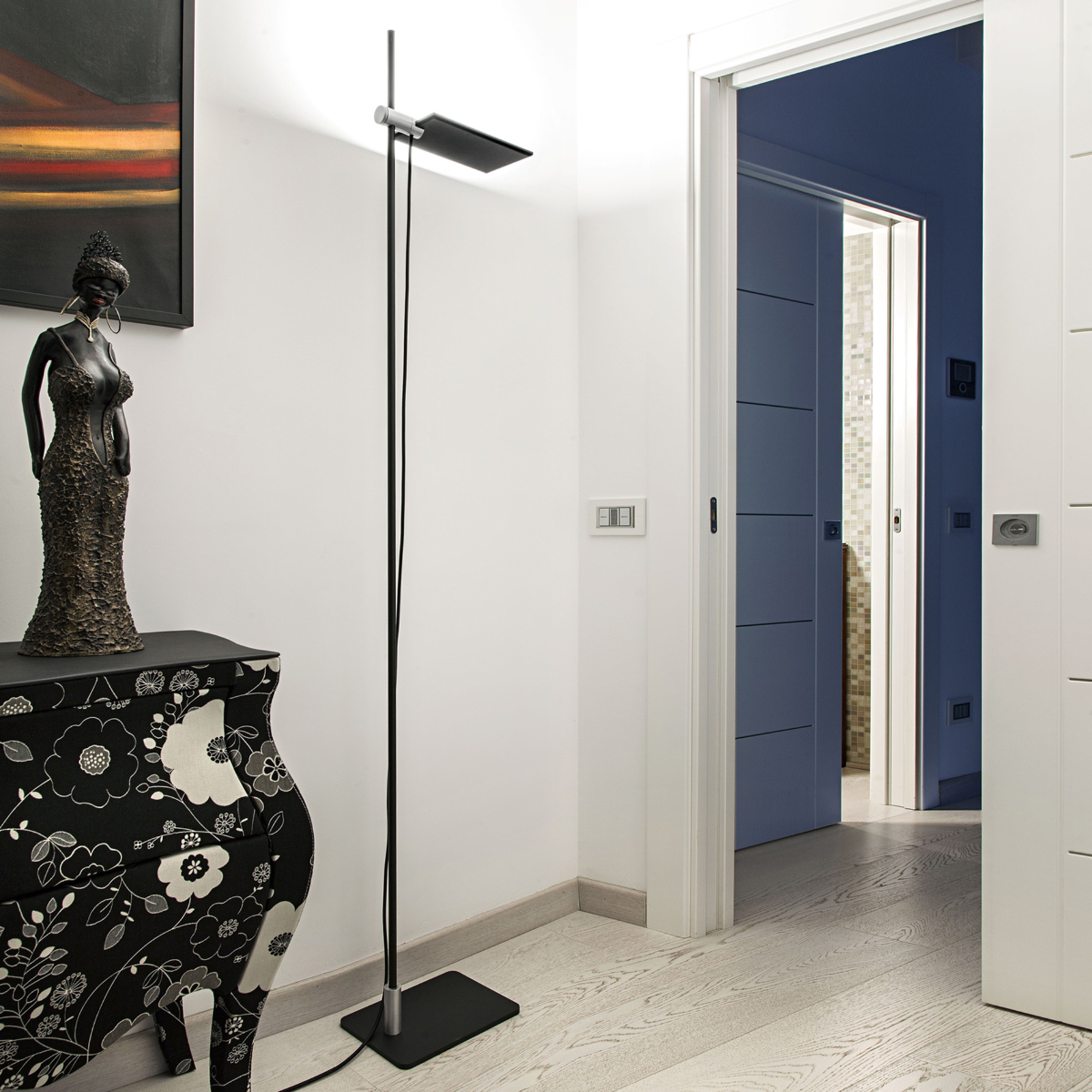 ICONE GiuUp LED uplighter, dimmable, black, for Living / Dining Room, aluminium, 40 W, energy efficiency: A+, H: 197 cm