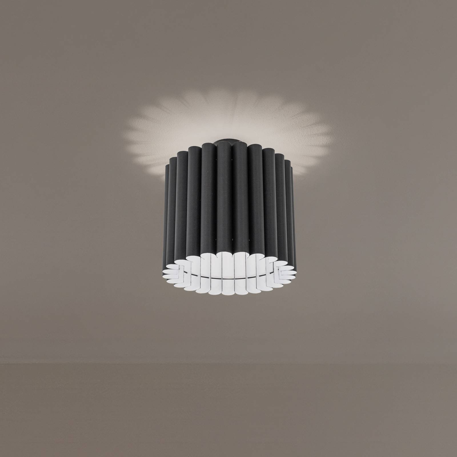 Deckenleuchte Aria, schwarz, Microfaser, E27 günstig online kaufen