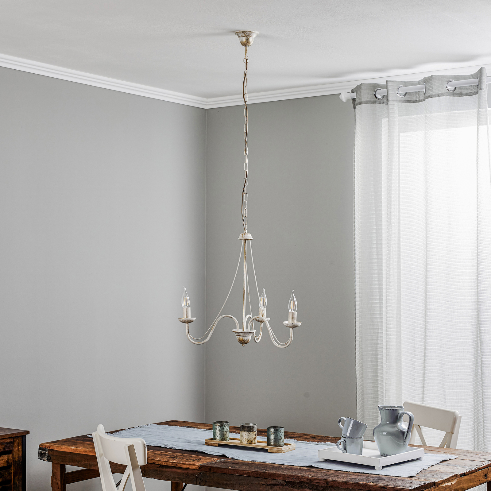 Malbo 3-bulb chandelier in white
