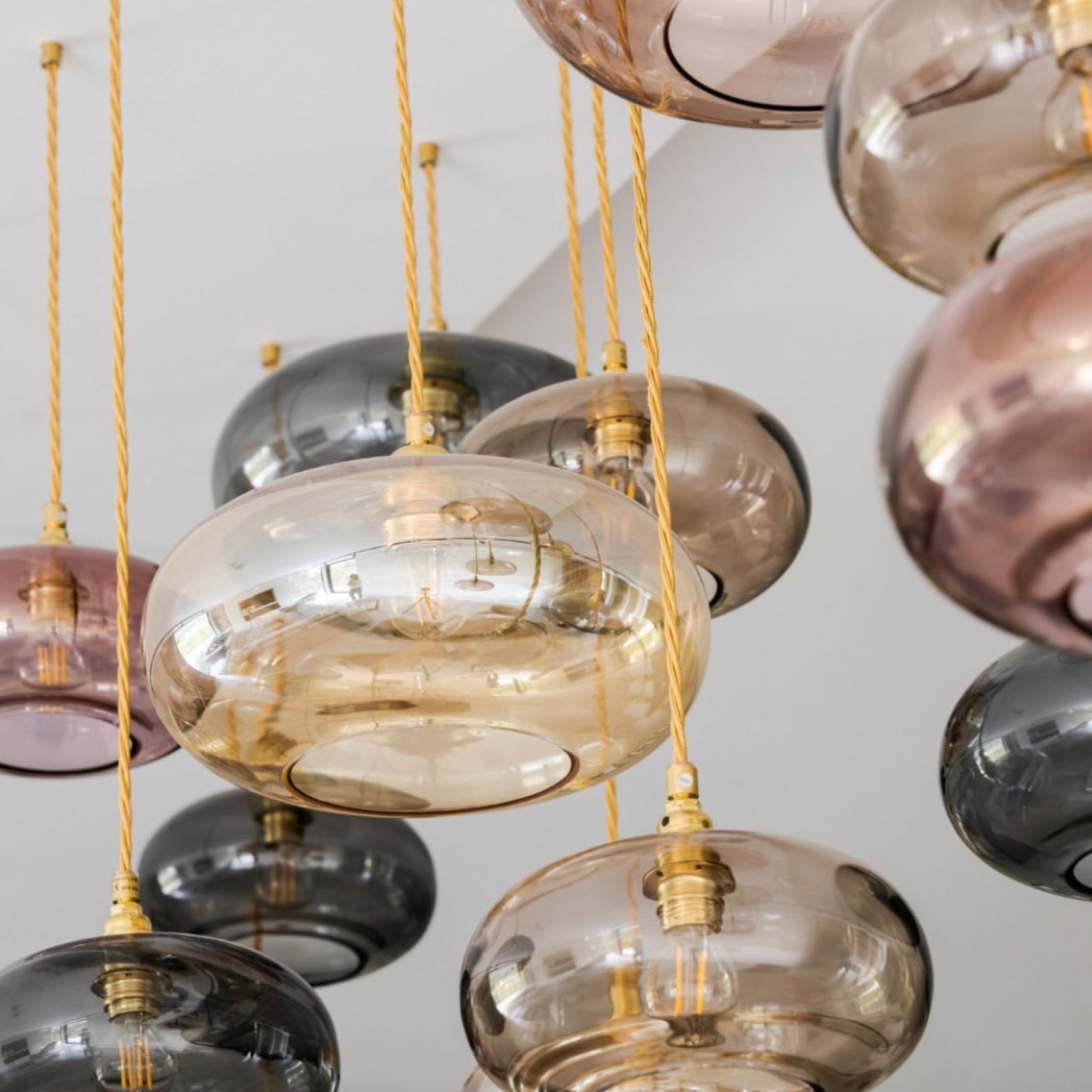 Suspension EBB & FLOW Horizon, beige, verre, Ø 29 cm