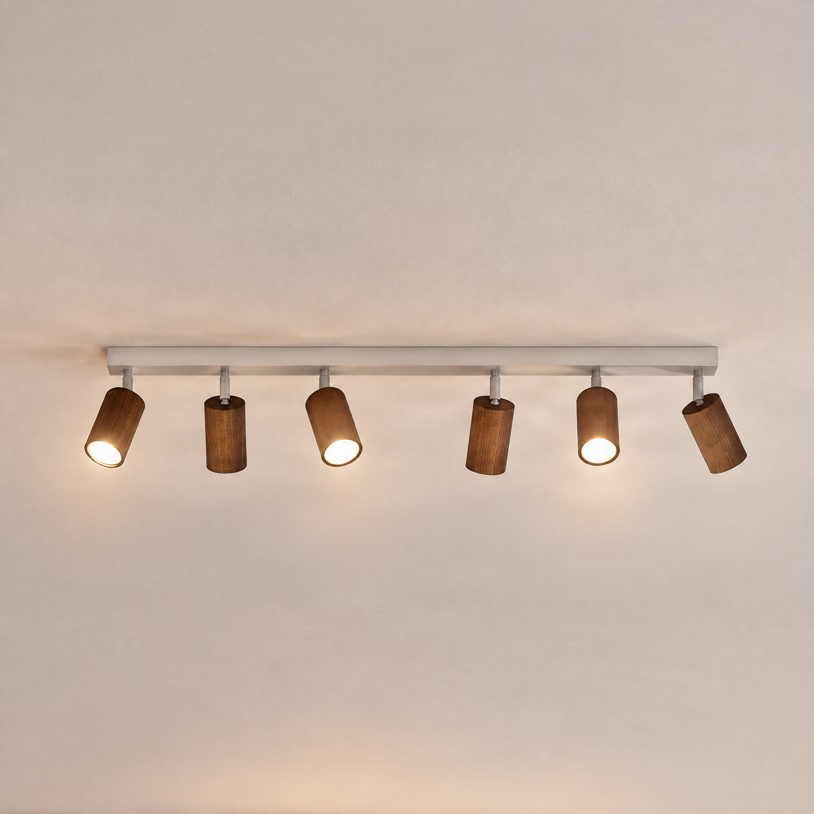 Luminex Тавански прожектор Nisse, бял, дължина 90 cm, 5-крилен, дърво/метал