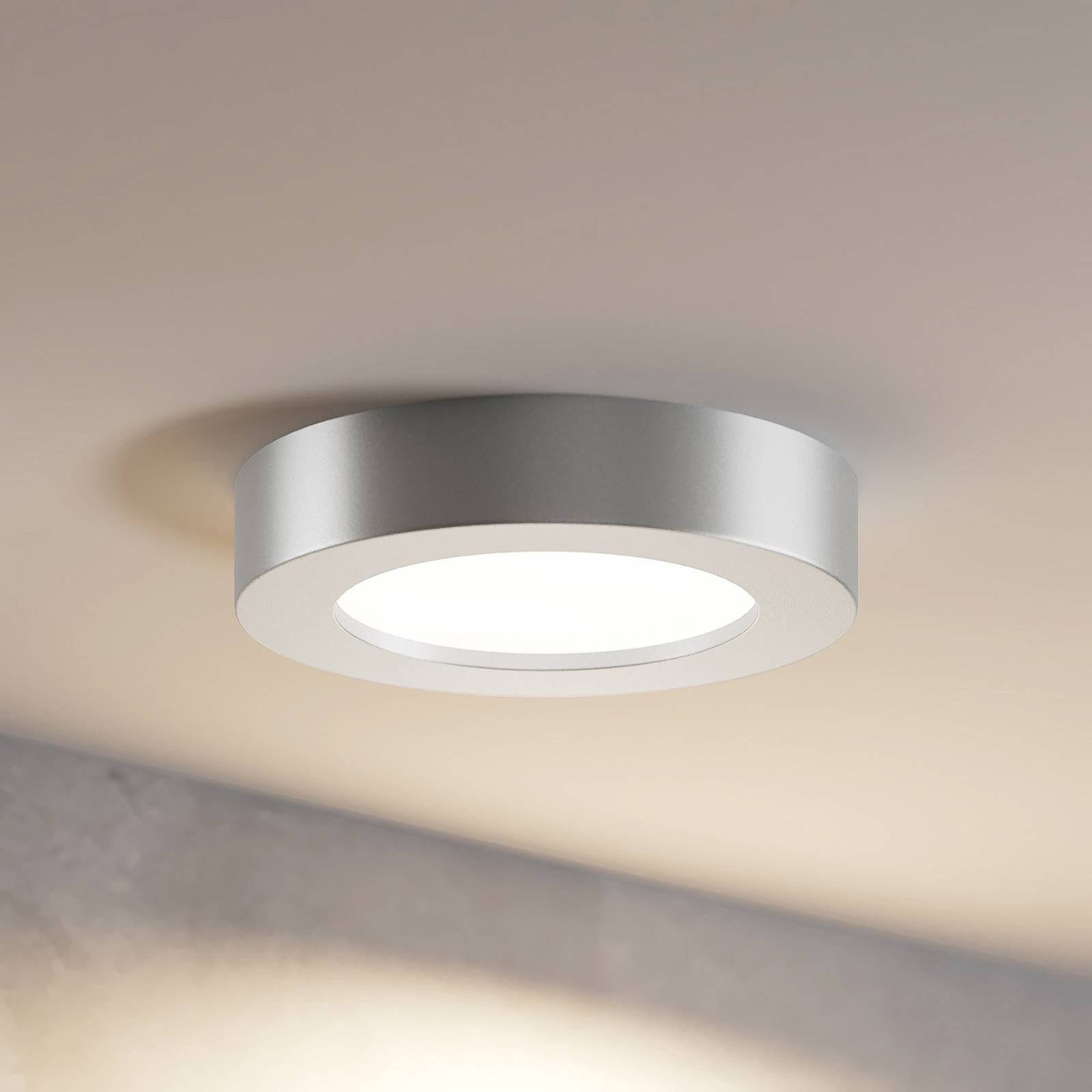 Prios LED-loftlampe Edwina sølv 12,2 cm dæmpbar