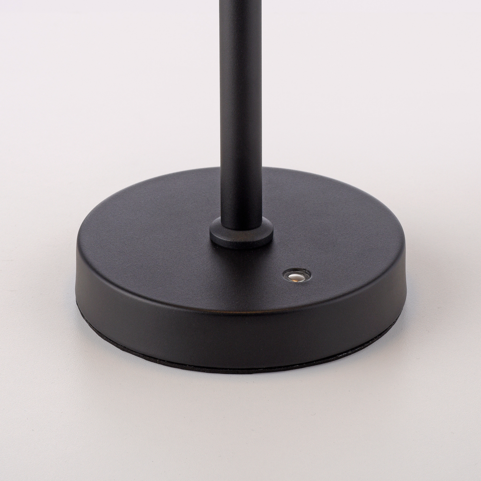 Lampa stołowa LED na akumulator RIKA, czarna, 33 cm, metal/szkło, regulacja