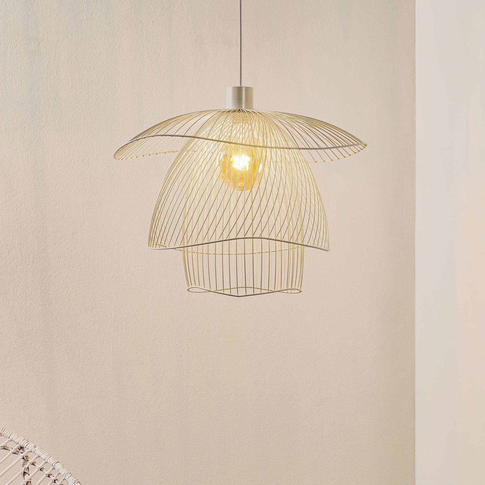 E-shop Forestier Papillon S závesná lampa, 56 cm, biela