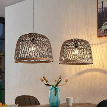 Lindby Naskalia lámpara colgante de ratán, 2 luces