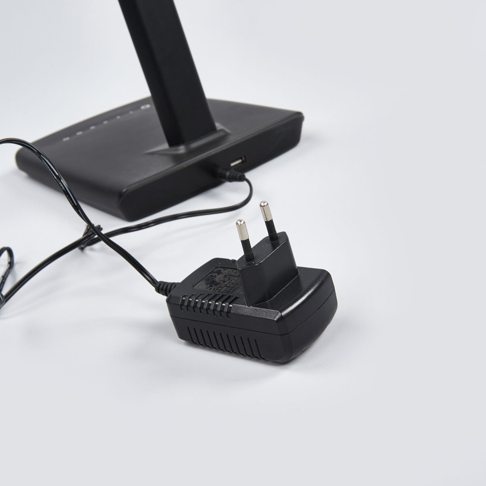 Kuno - LED bureaulamp met USB-poort