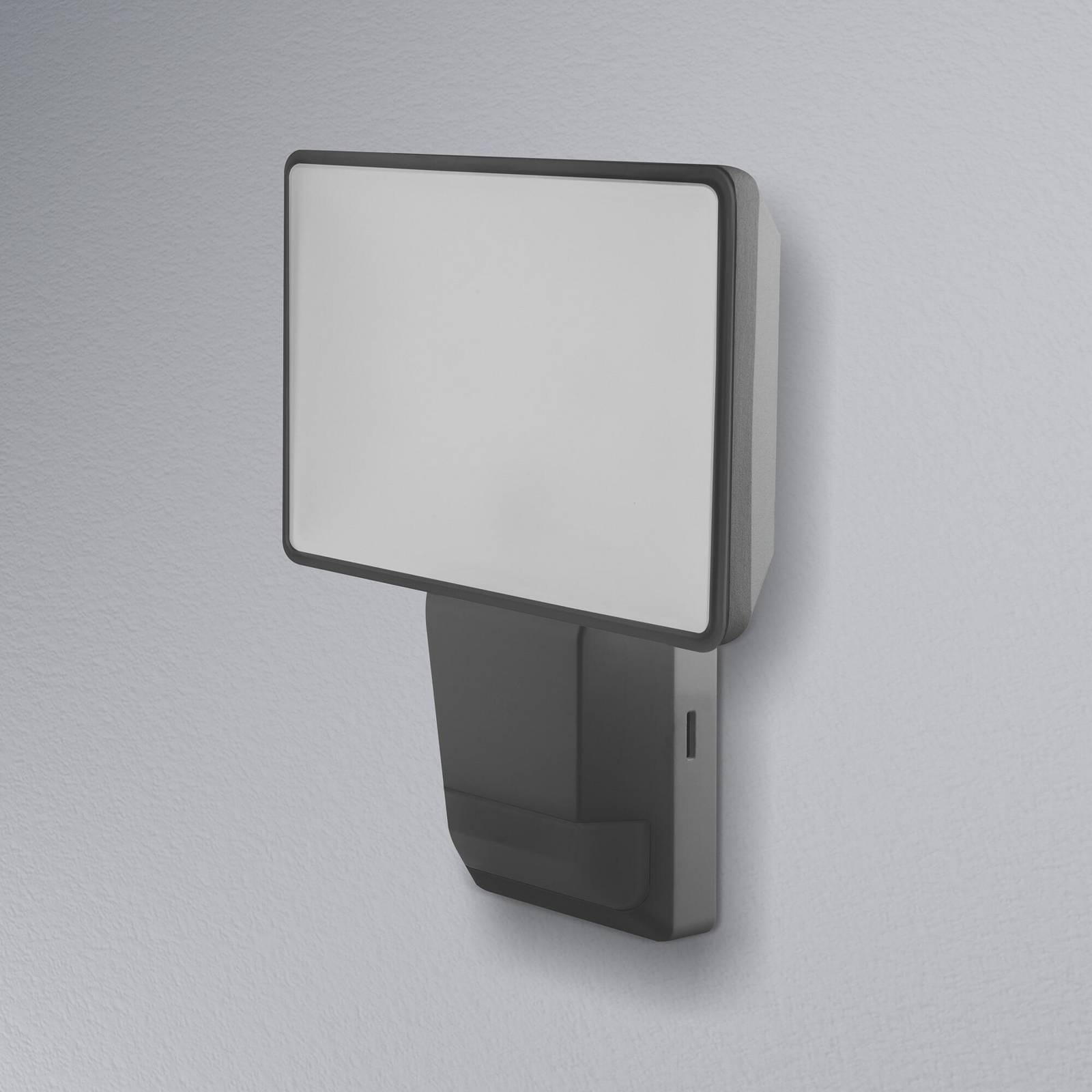 Reflektor zewnętrzny OSRAM LED z czujnikiem ENDURA PRO FLOOD, szary, 15 W