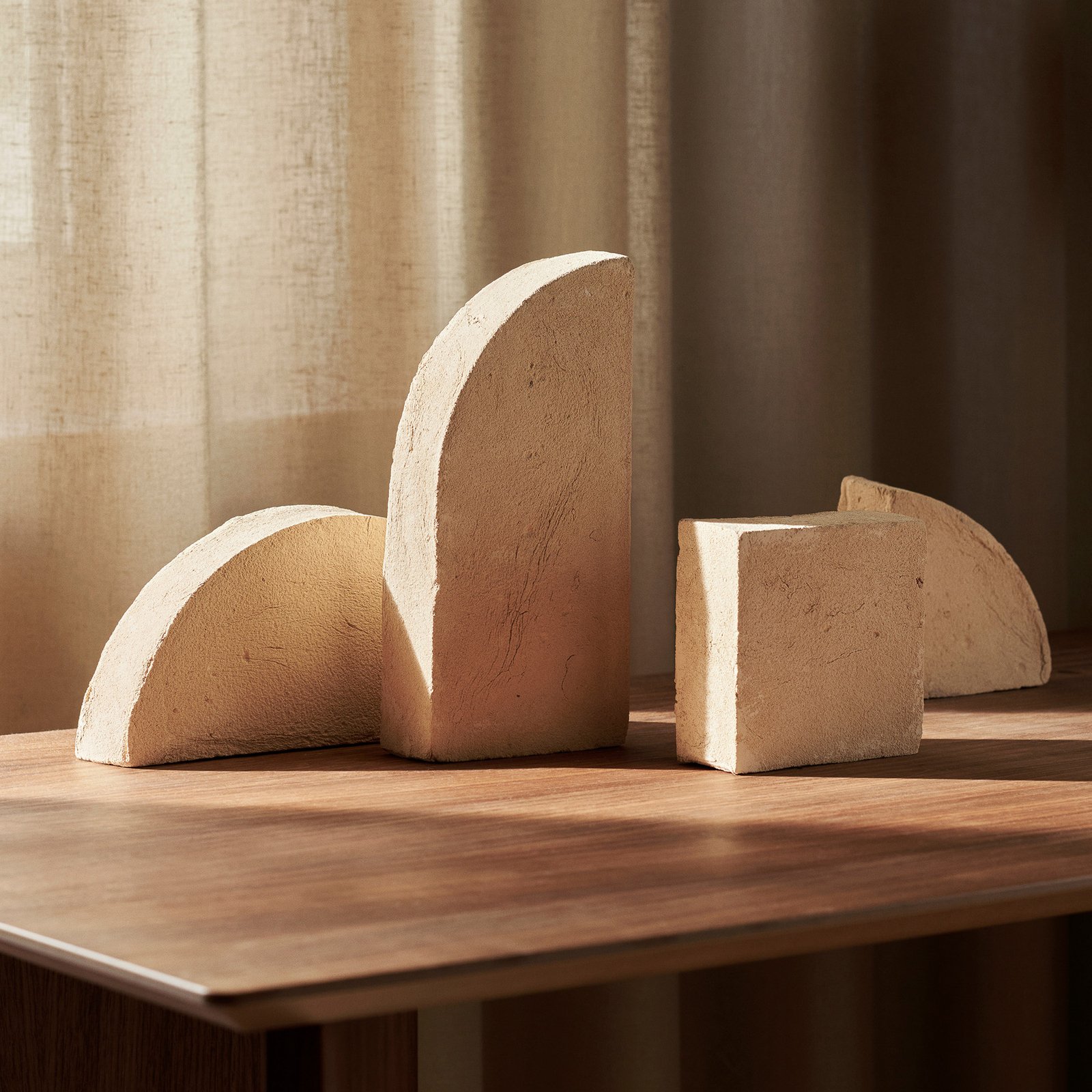 ferm LIVING set skulptura Shape, žuta, keramika, 4 kom