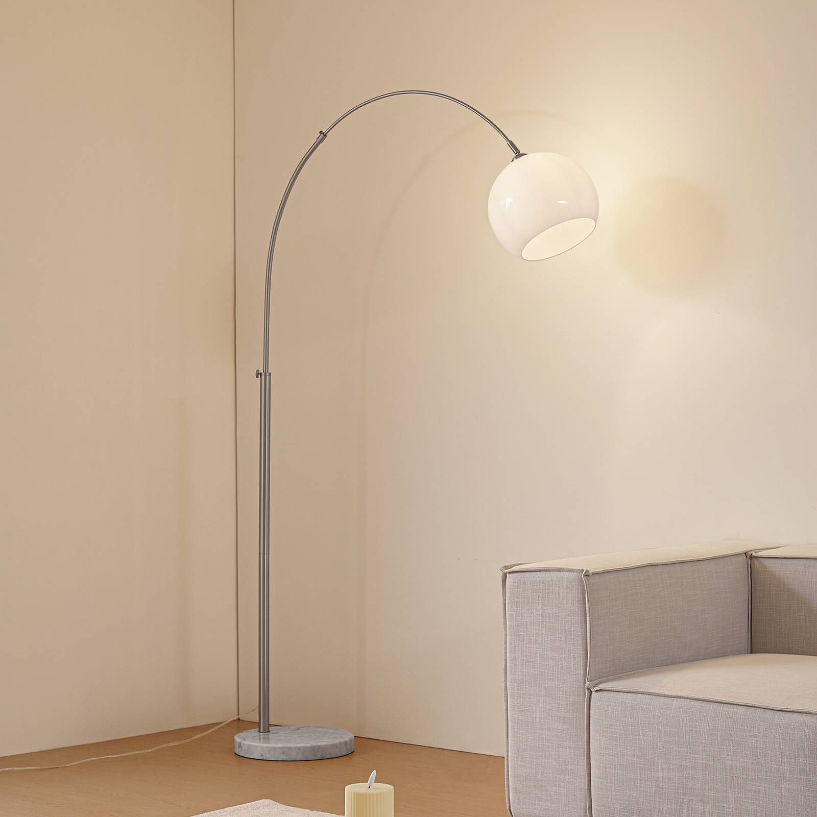 Lindby Bogenleuchte Alverton, weiß/nickel, Glas, 197 cm günstig online kaufen