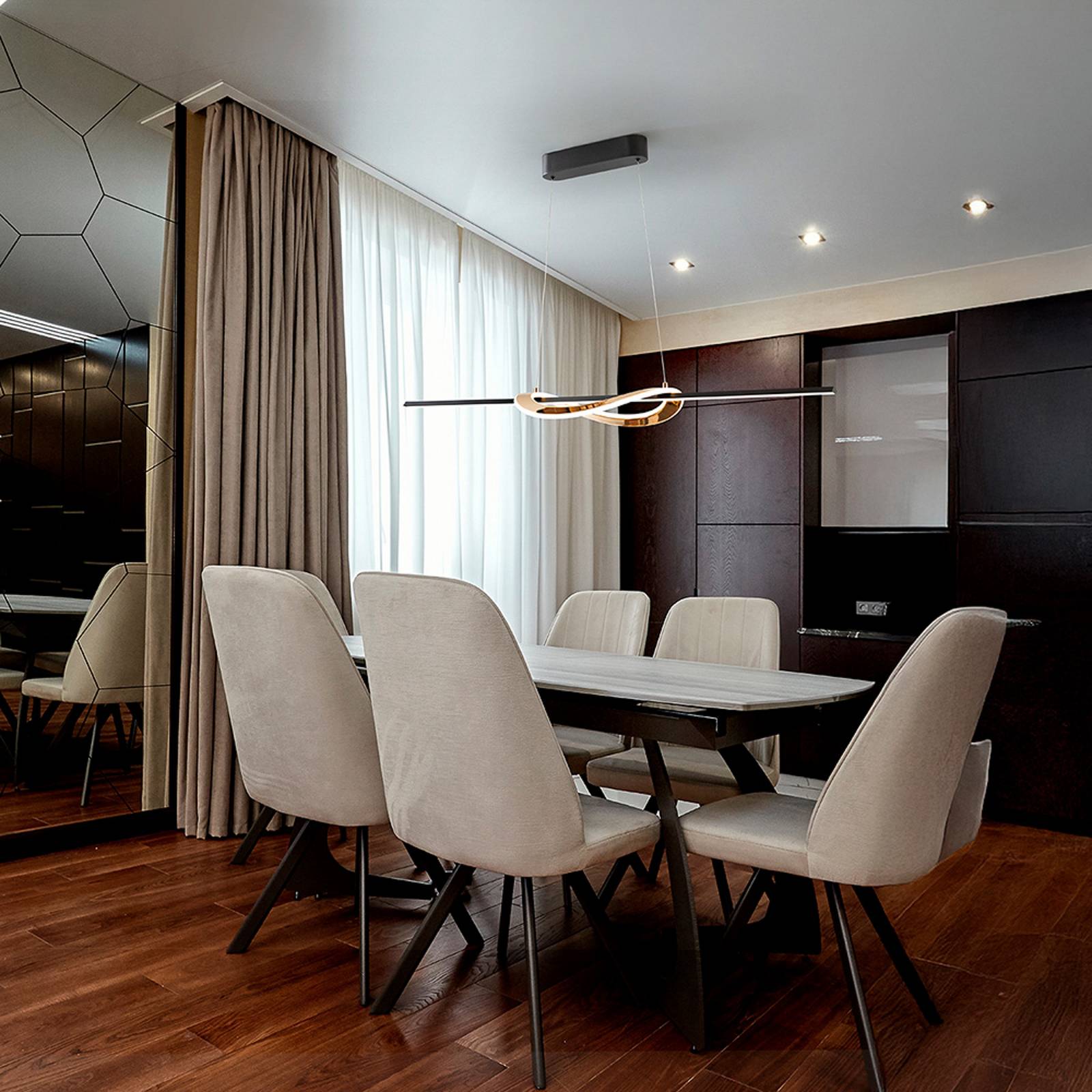 LED-Hängelampe Enora, schwarz/goldfarben, Länge 120 cm, CCT günstig online kaufen