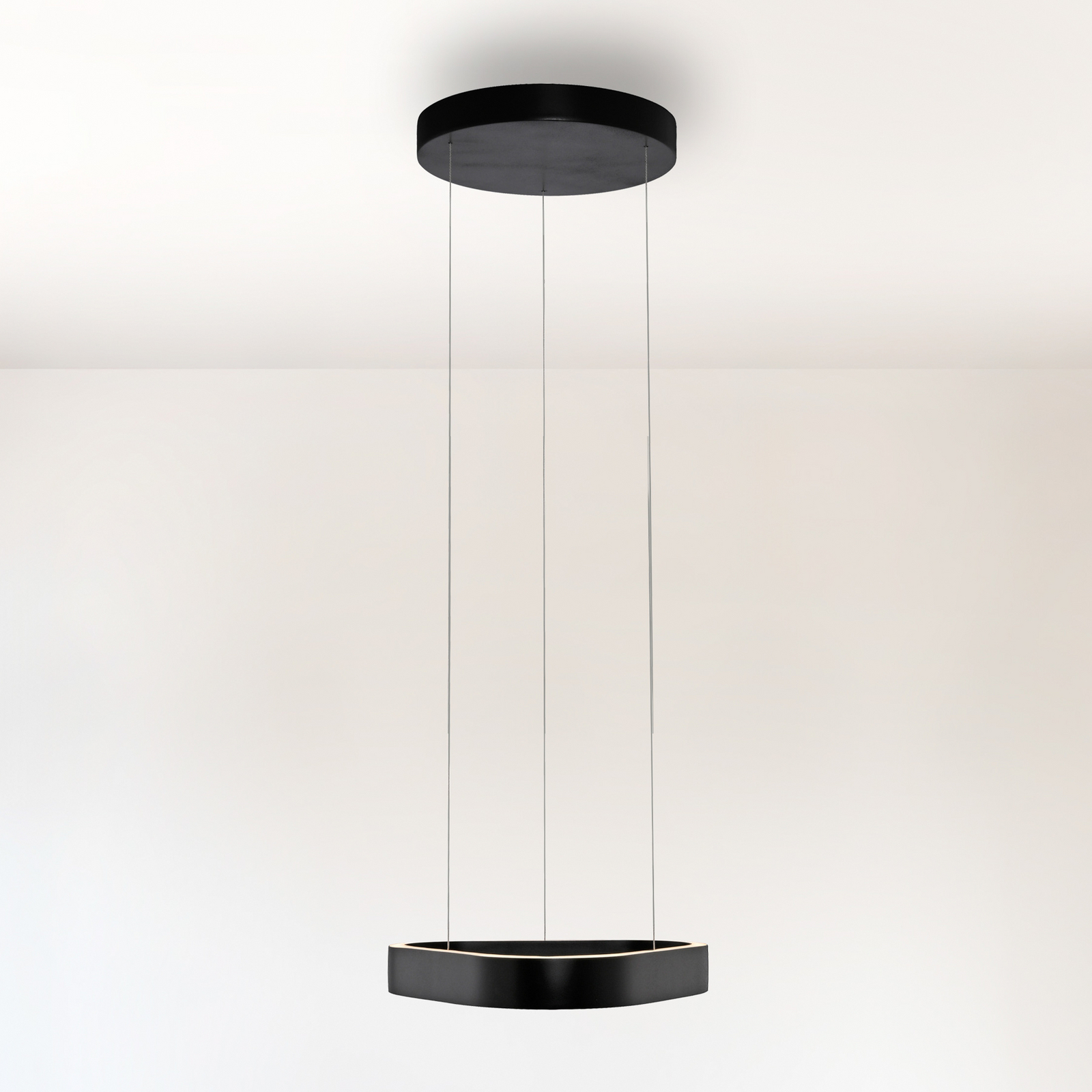Lámpara colgante LED Q-Stretto de Paul Neuhaus, negra, 40,8 cm