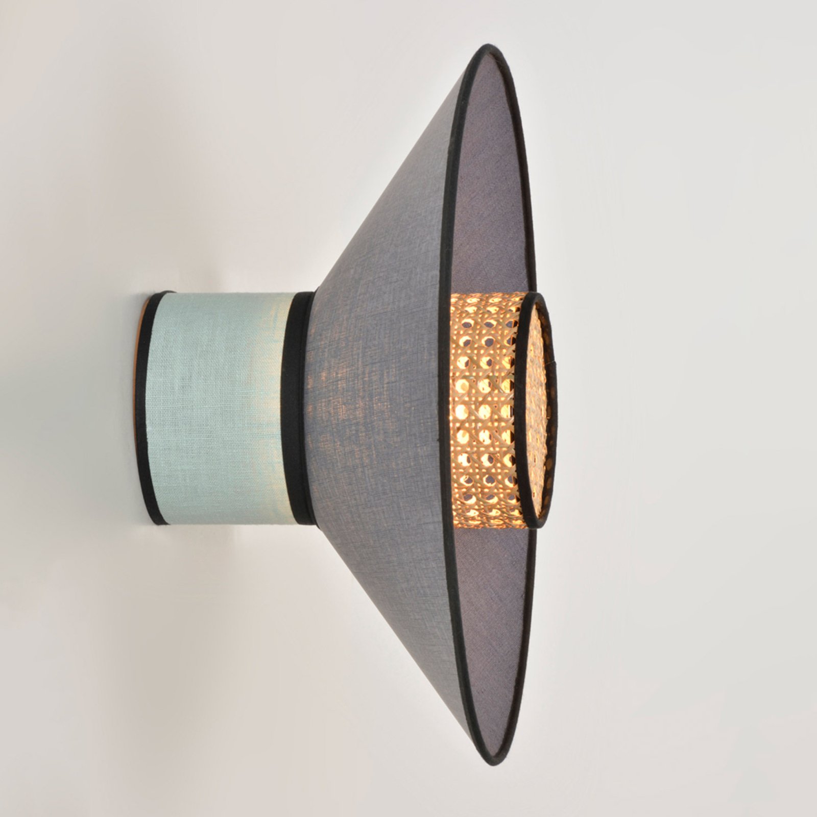 Singapour Wandleuchte, mandel/anthrazit - MARKET SET Singapour Wandleuchte, mandel/anthrazit - MARKET SET