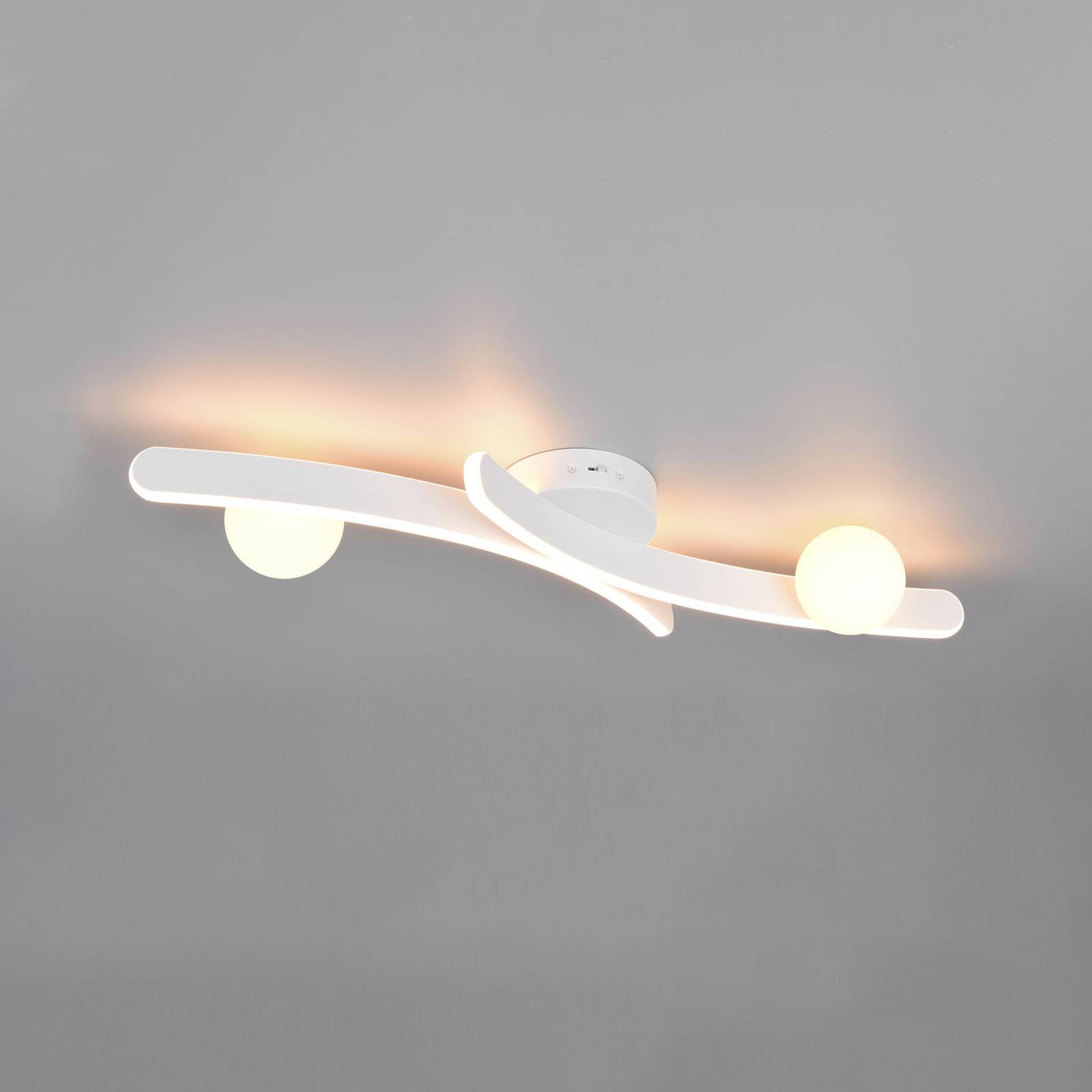 Trio Lighting Plafonnier LED Napoli, blanc mat, longueur 70 cm, métal CCT
