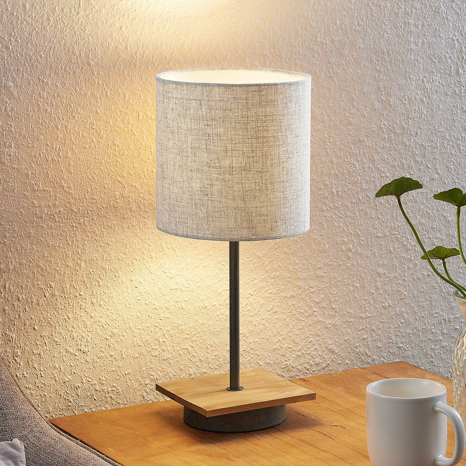 Lindby Danora Tischleuchte mit Textilschirm, Holz