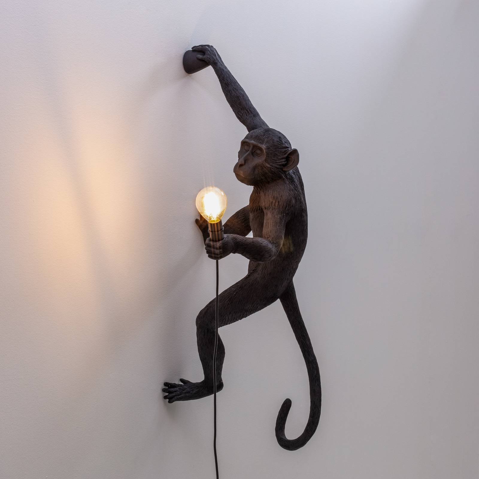 Kinkiet zewnętrzny LED Monkey Lamp, prawy czarny