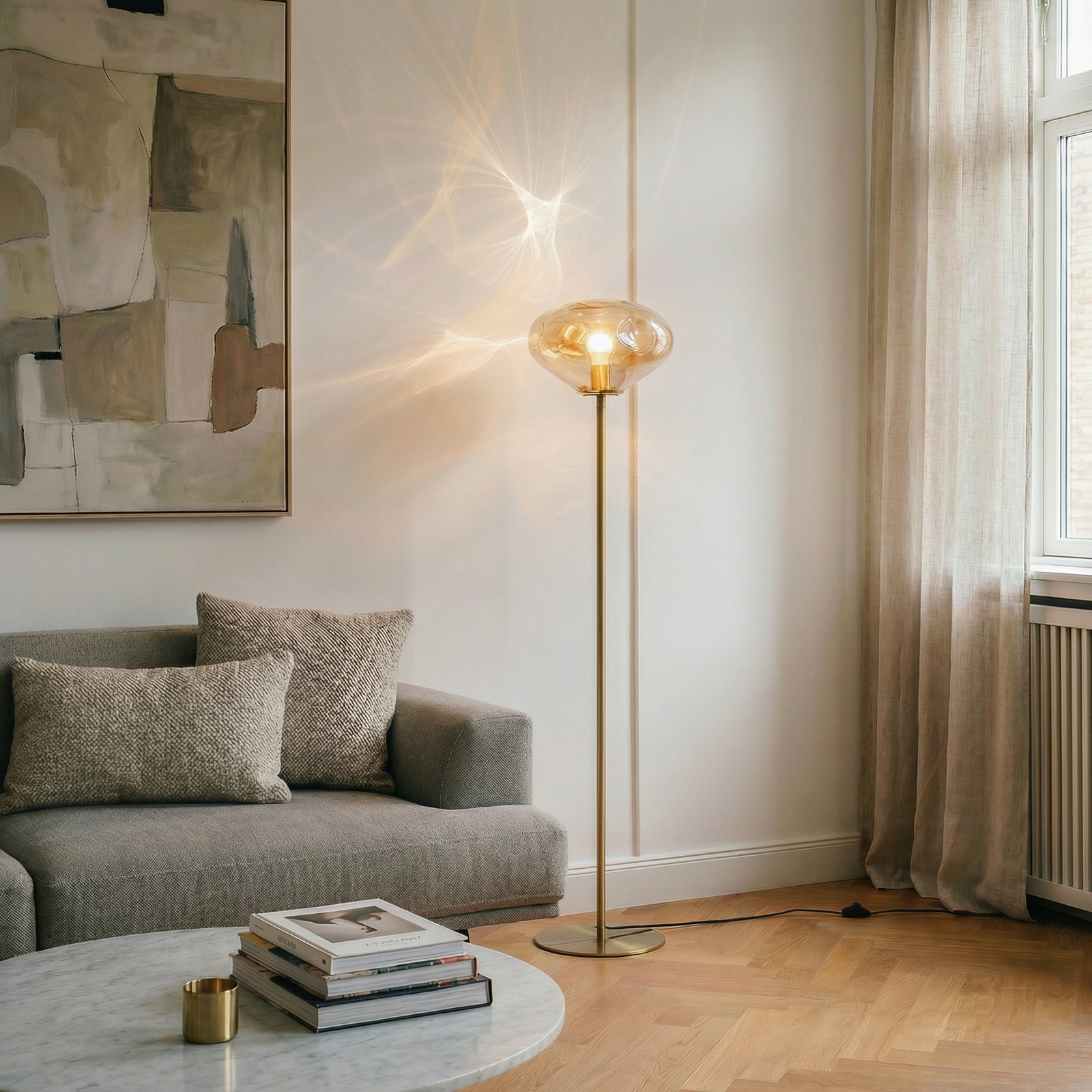 Lindby Lelia floor lamp, amber, glass, metal, 150 cm