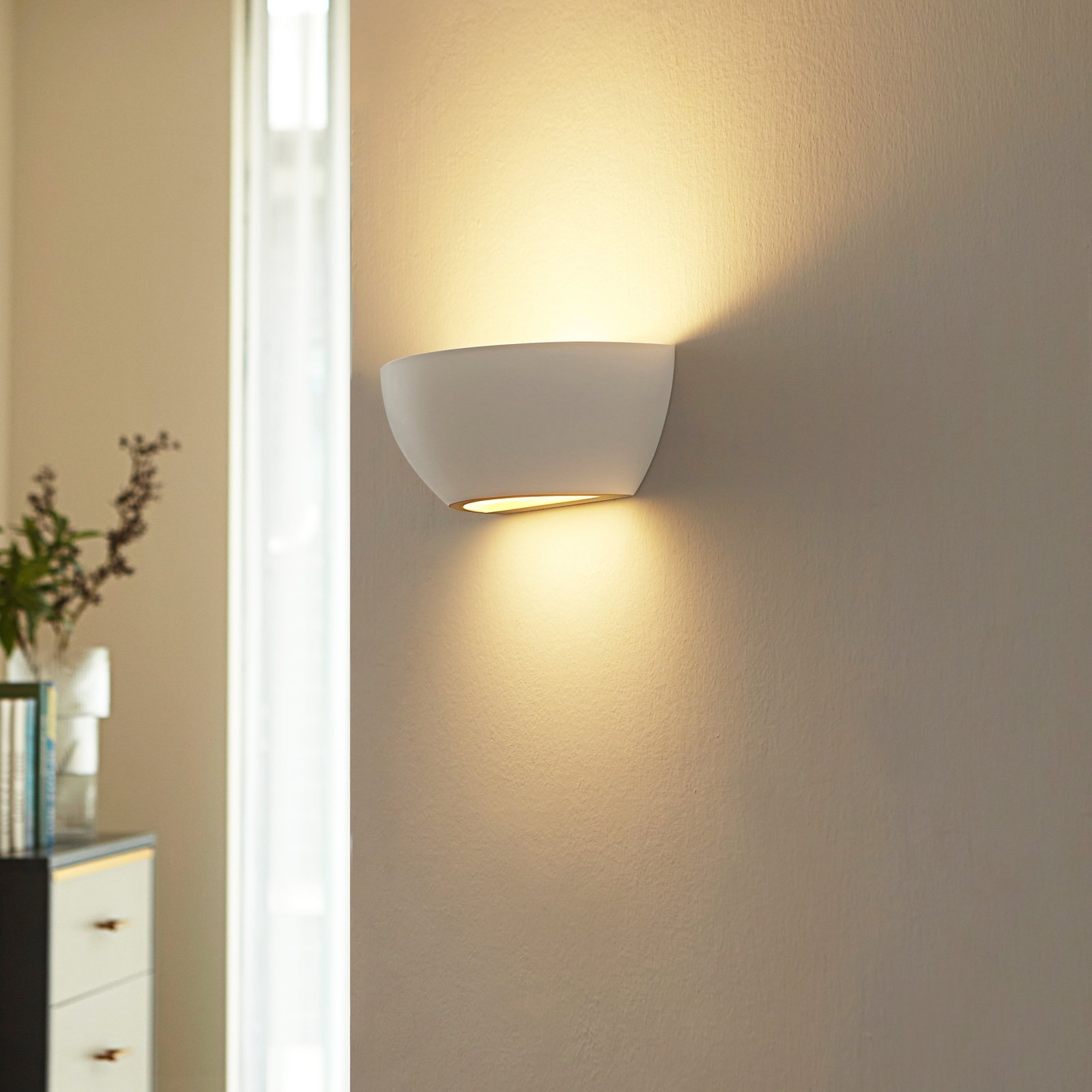 Lindby Jimmy LED wall uplighter, plaster, white