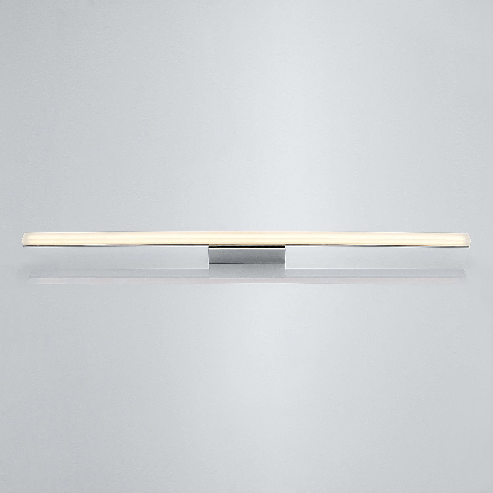 Levke LED Taklampe IP44 White/Chrome - Lindby