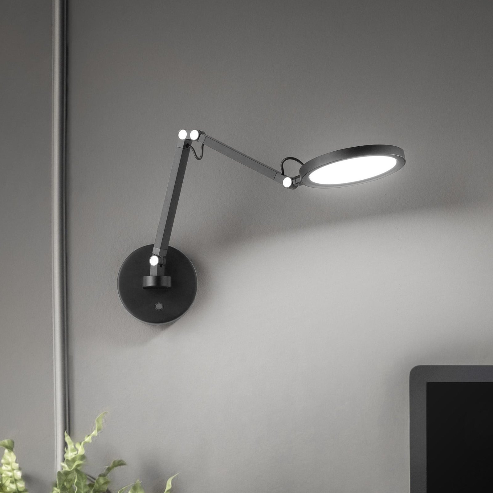 Regina LED wall light, black, CCT, dimmable, adjustable