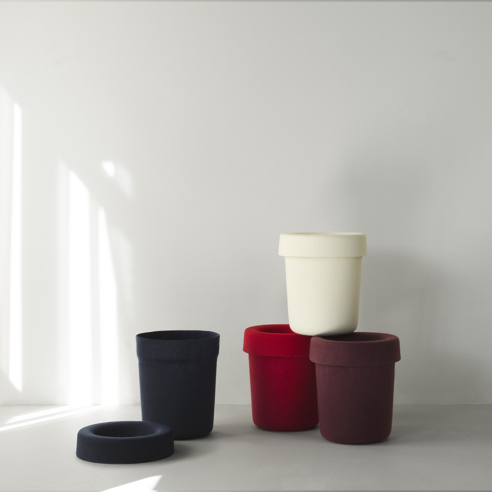 Papierkorb Hide, dunkelrot, Höhe 36 cm - Normann Copenhagen