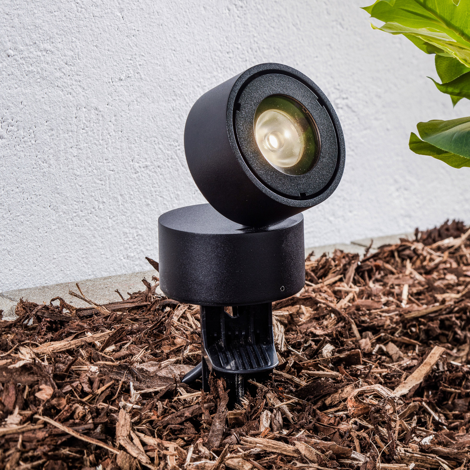 Arcchio Janou LED-Erdspießstrahler, 12,9W, IP65