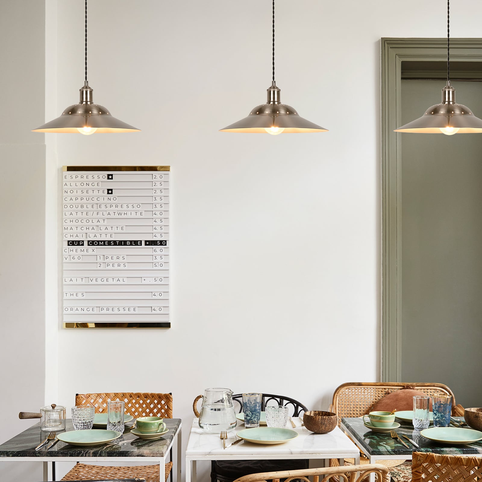 Suspension Louise, couleur aluminium, Ø 38 cm, métal Suspension Louise, couleur aluminium, Ø 38 cm, métal