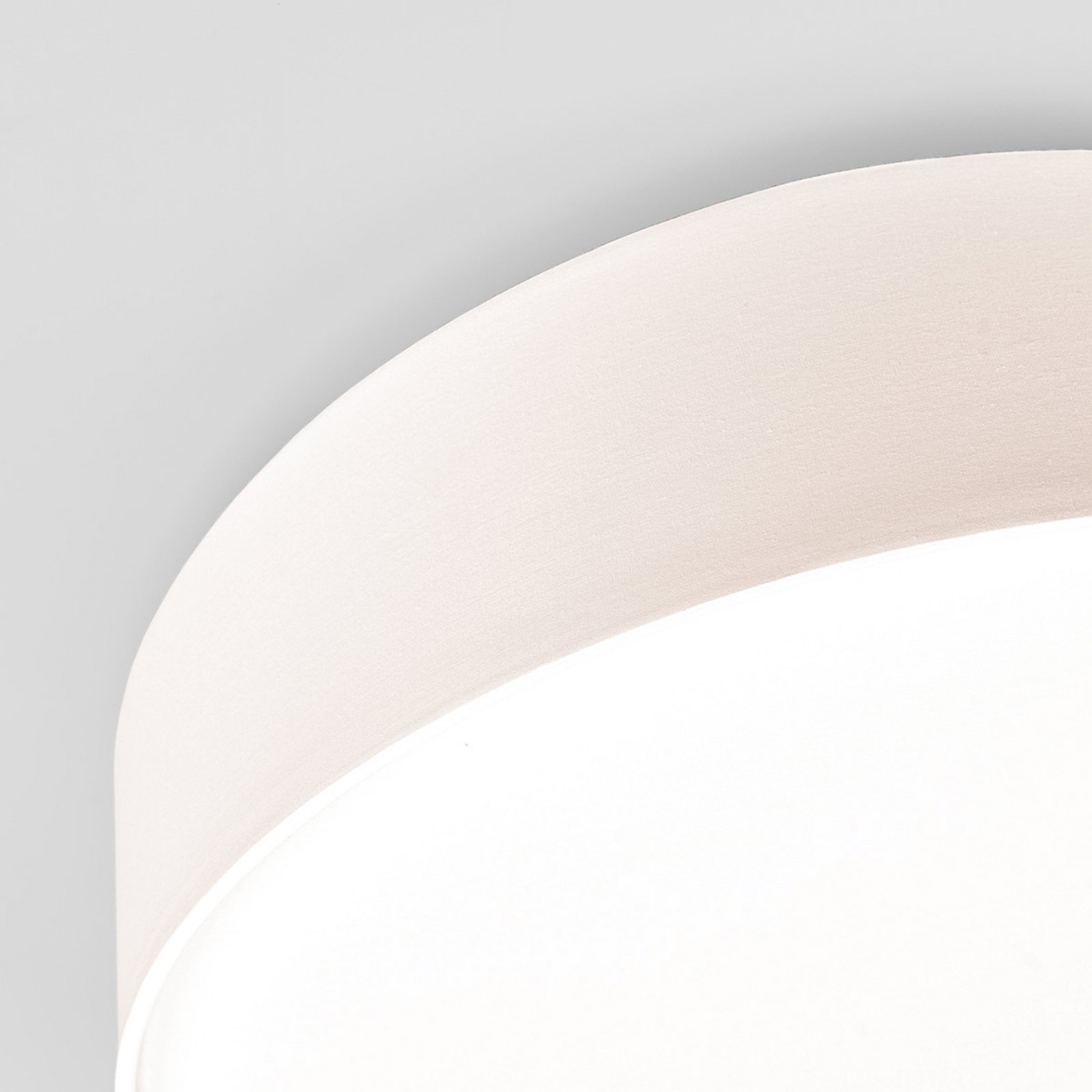 Plafonnier Lindby Sebatin, Ø 50 cm, blanc crème, tissu, E27