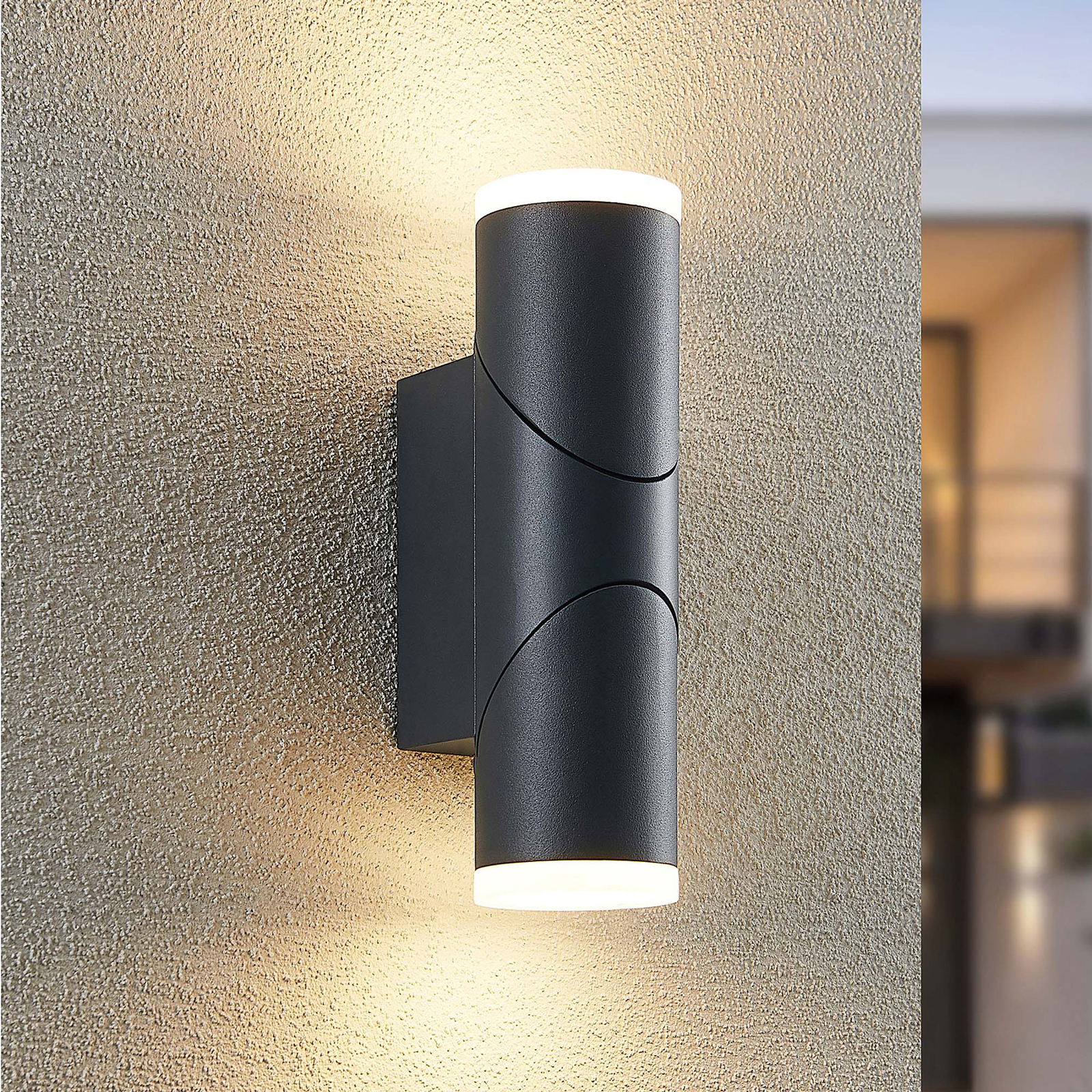 Lindby Aspyn LED outdoor wall light, 2-bulb