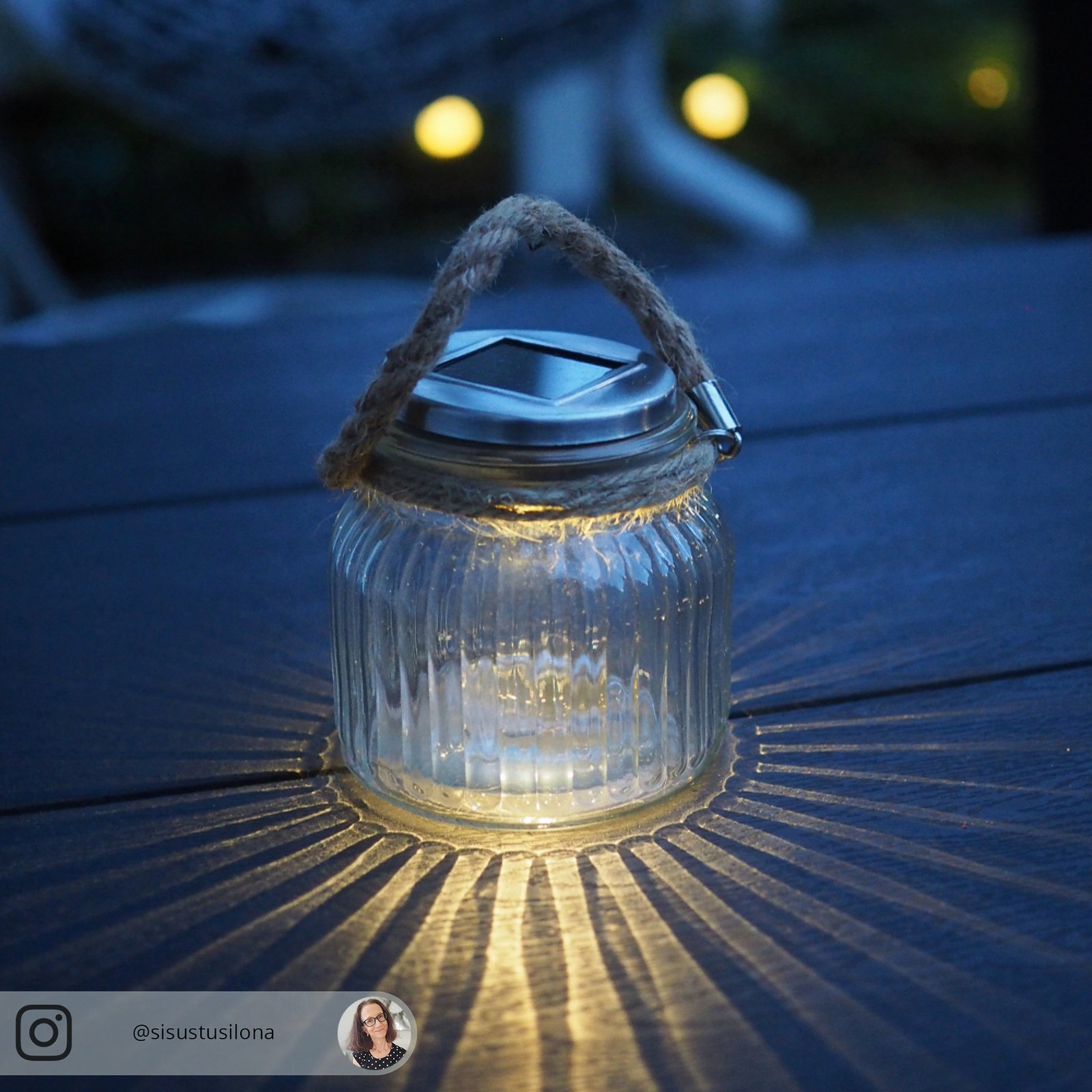 Solarna lampa stołowa LED Jar ze szkła