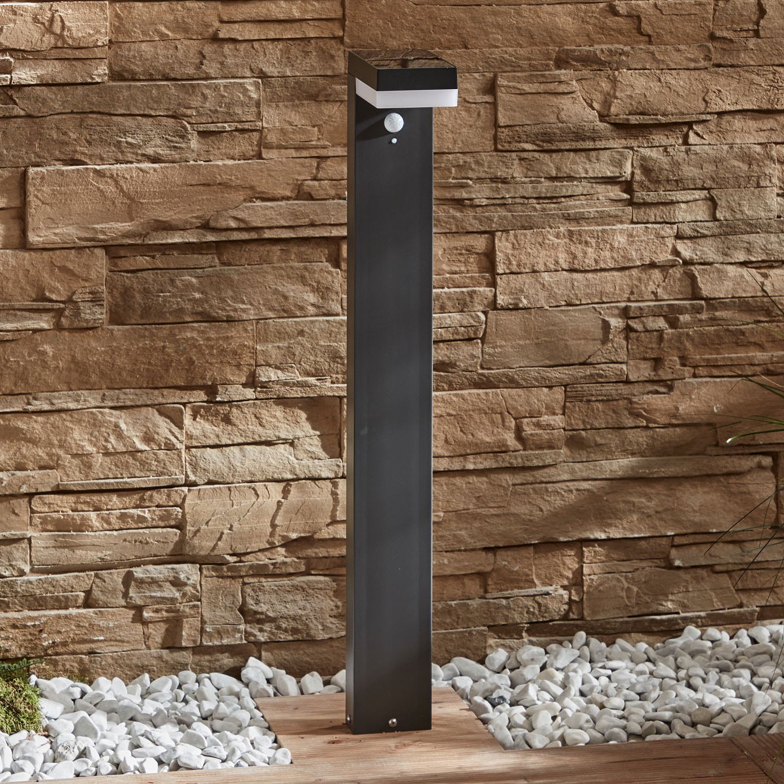 Chioma LED Célula Solar Candeeiro de Jardim W/Sensor Dark Grey - Lindby