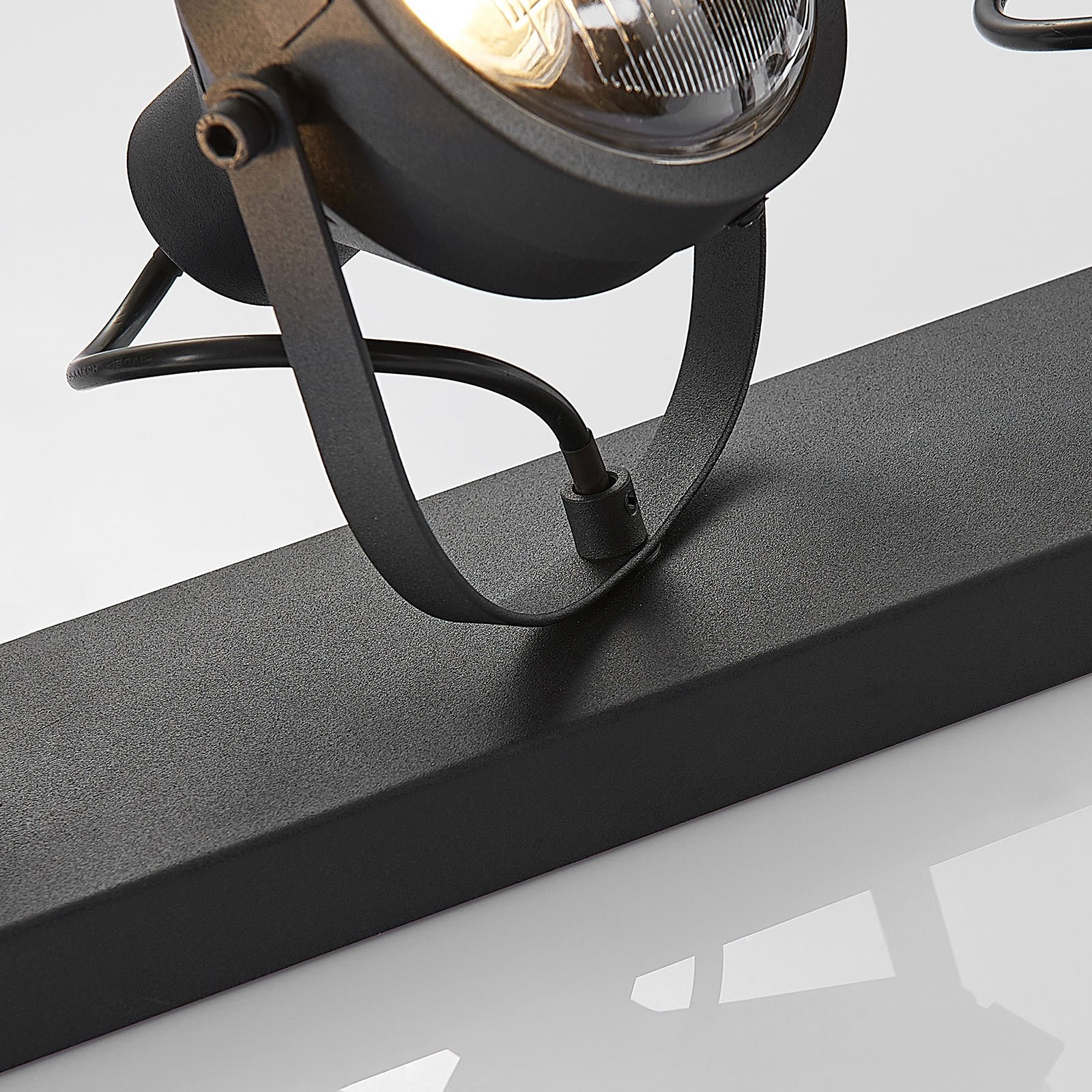 Henega 3 Stropné Lampa Black - Lindby