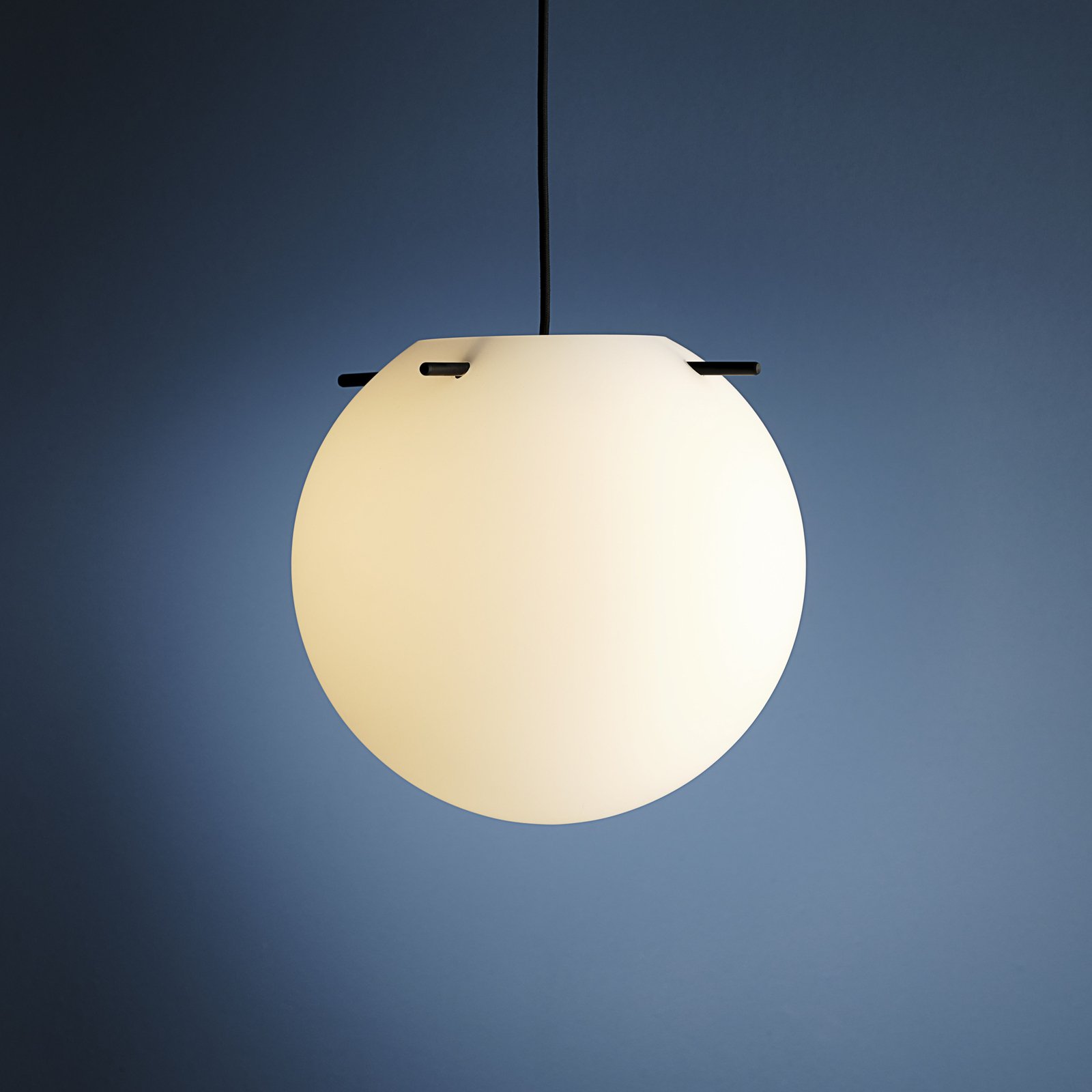 Lampă suspendată FRANDSEN Koi, sticlă, alb/negru, Ø 32 cm