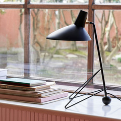 &Tradition Tripod HM9 lampada da tavolo, nero