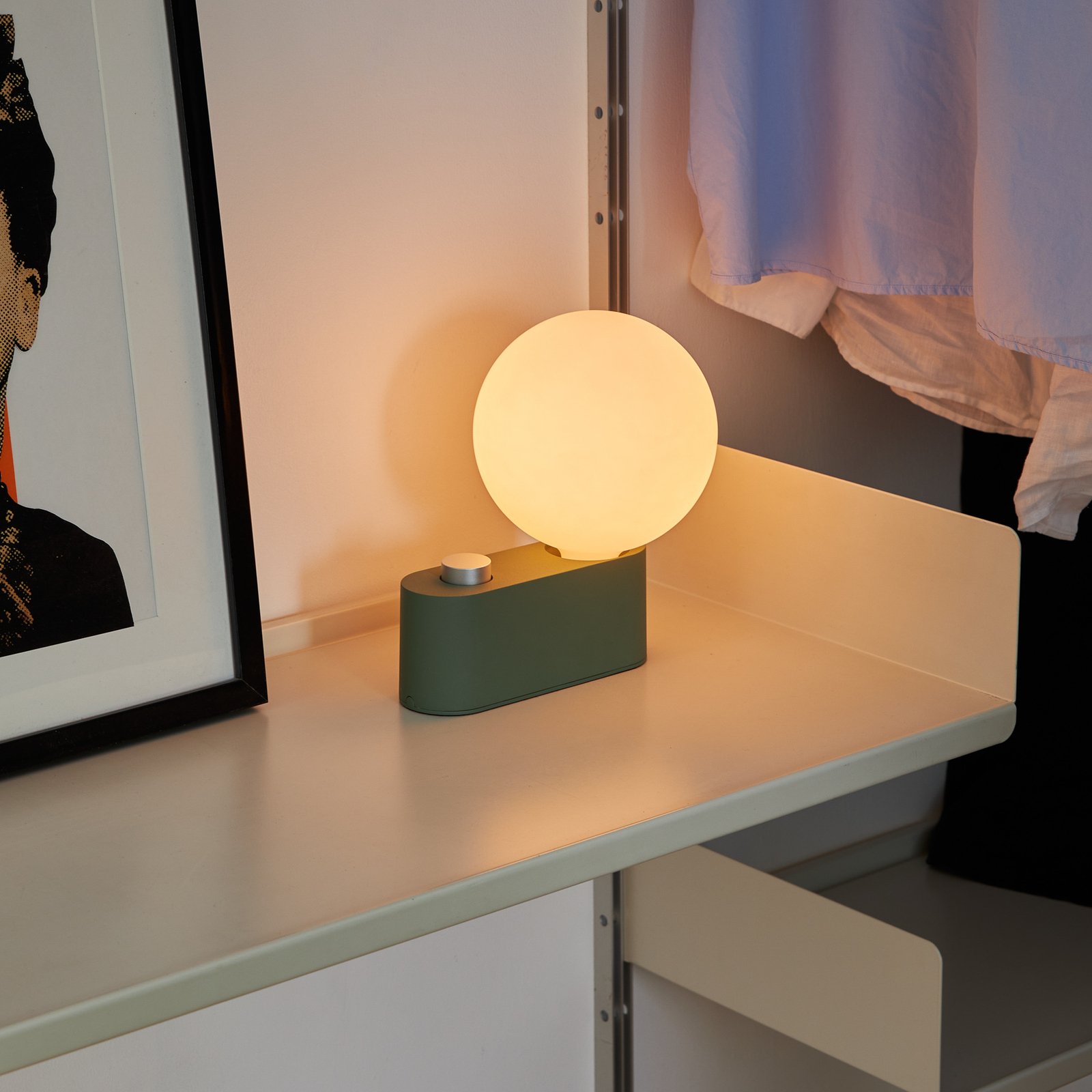 Alumina Lampadaire Sage w/Sphere IV - Tala