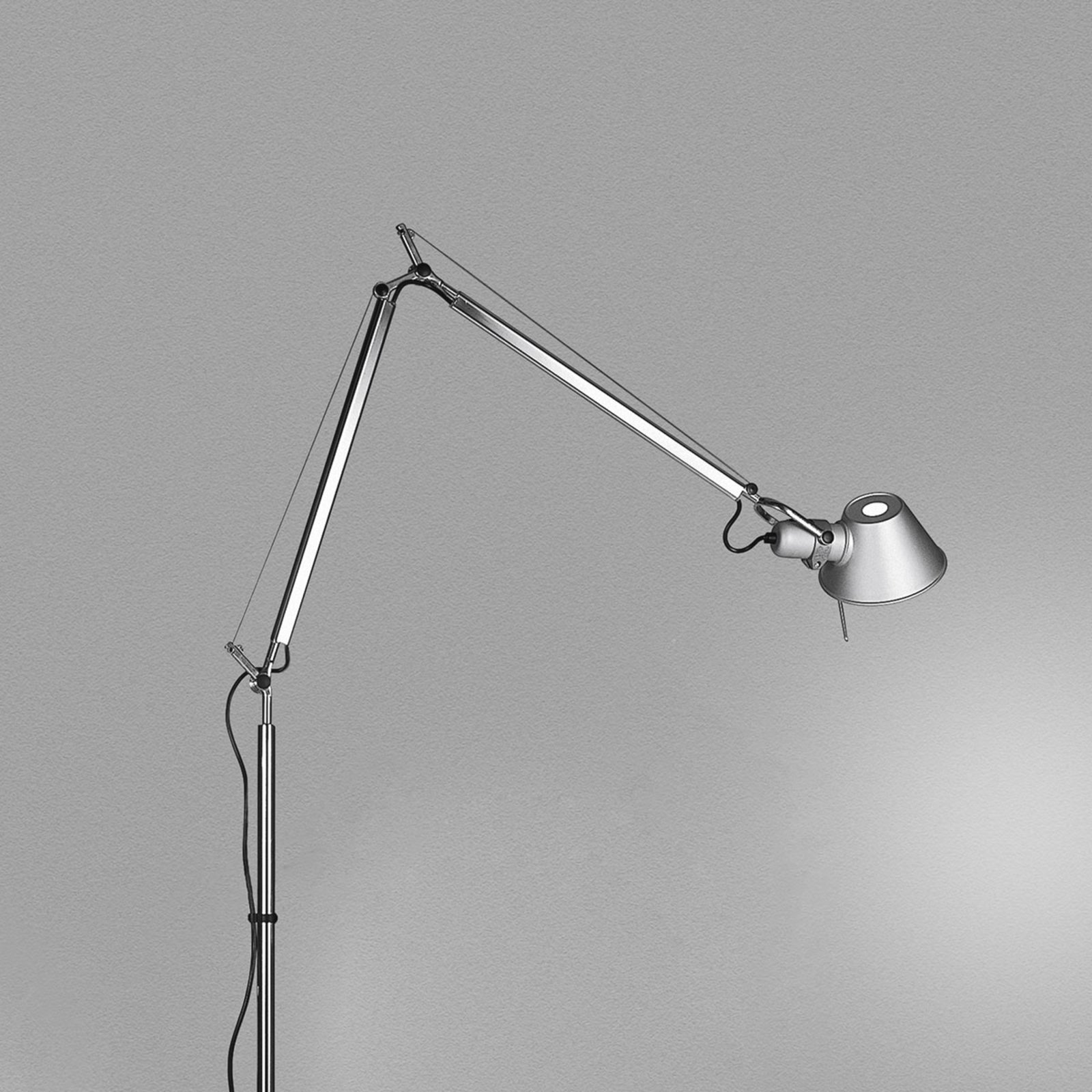 Stojaca lampa Artemide Tolomeo E27 hliník