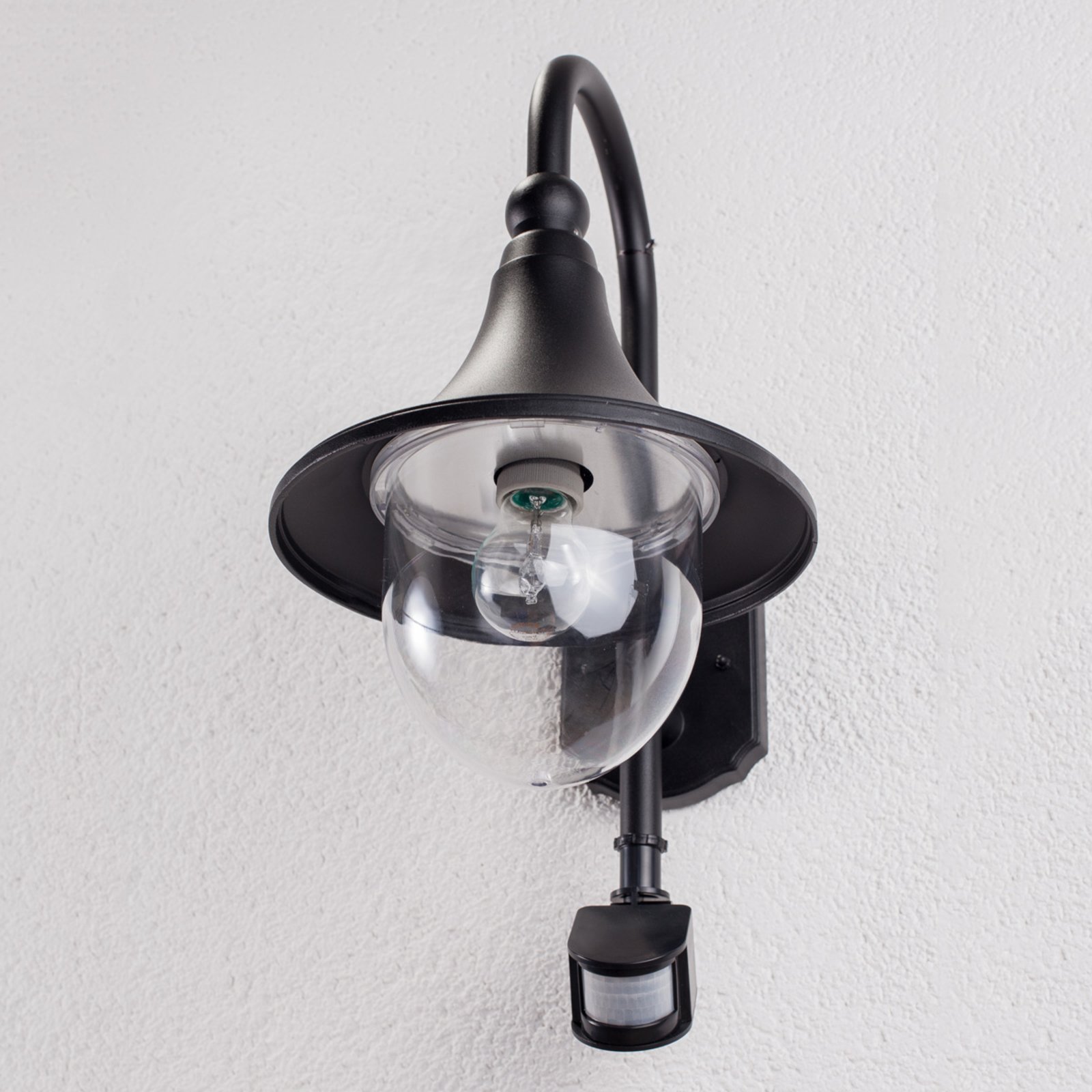 Daphne Aplique de Pared Exterior w/Sensor Black - Lindby