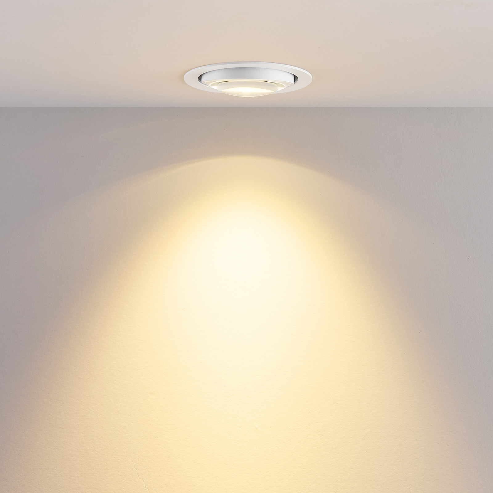 Indbygget loftlampe med LED MAG MINI, hvid, Ø 10 cm, CCT 18 V Indbygget loftlampe med LED MAG MINI, hvid, Ø 10 cm, CCT 18 V