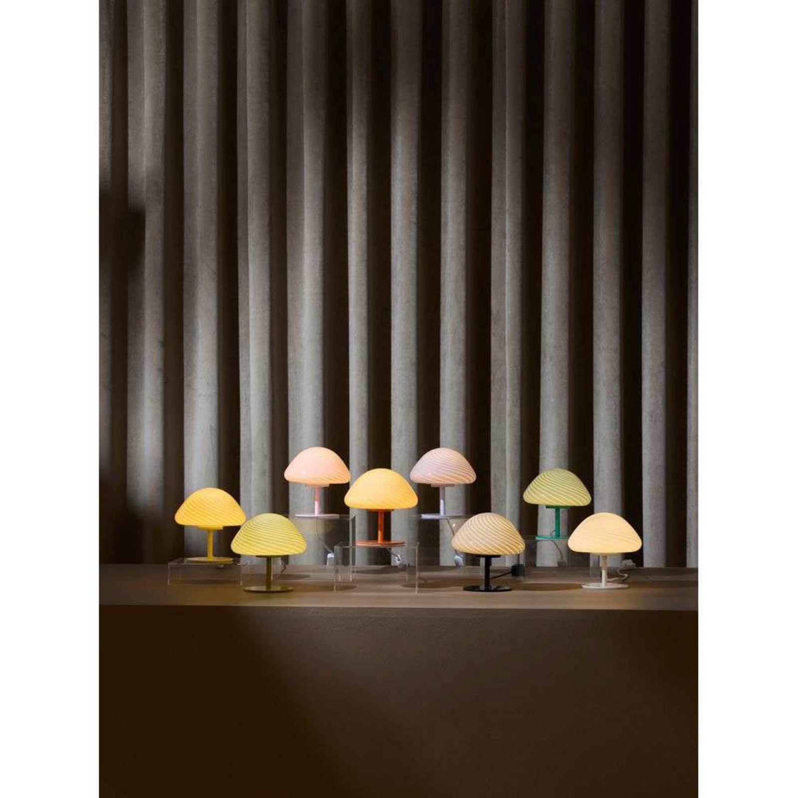 Mini Mush Bordslampa Ljus Lila - Halo Design