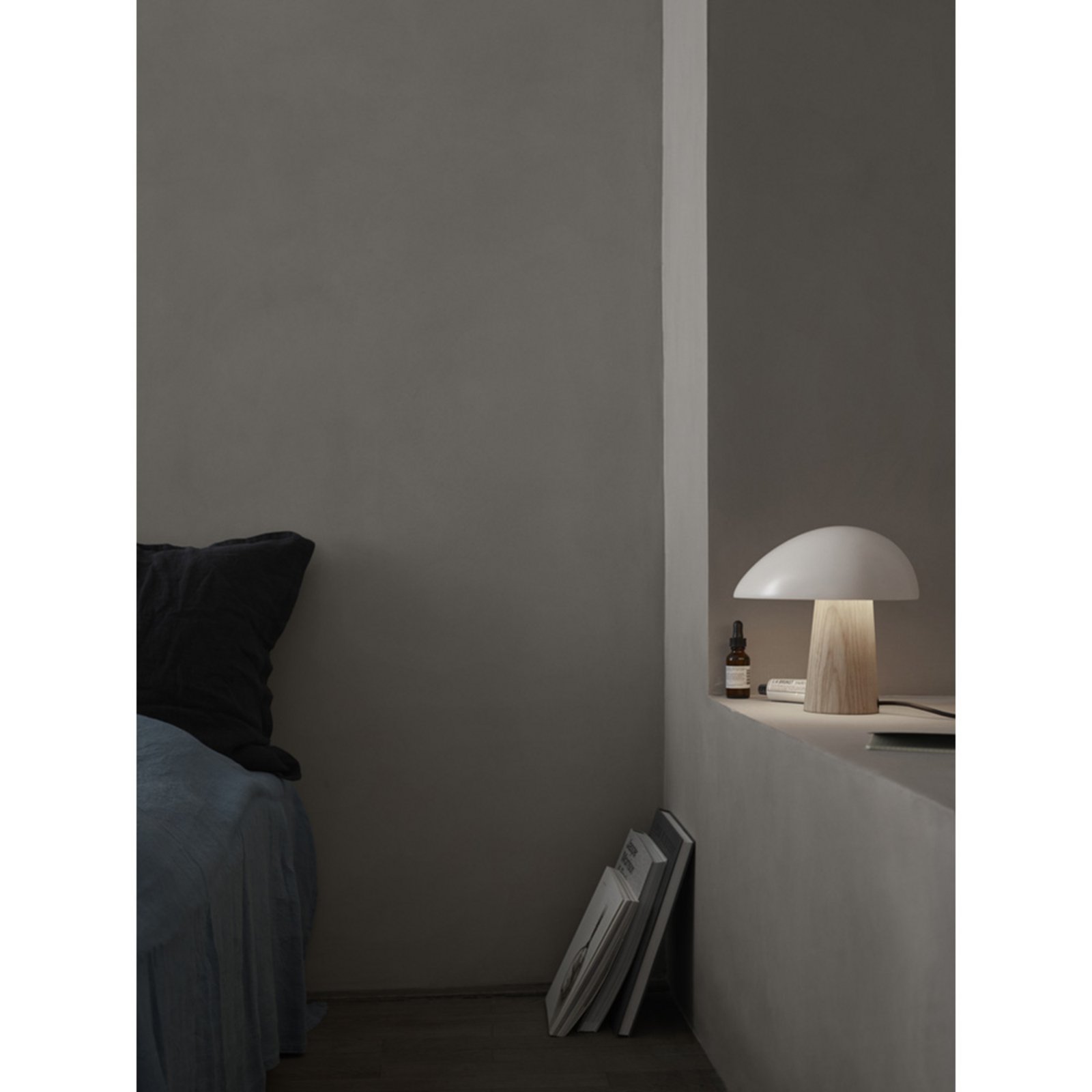 Night Owl Stolna lampa Mat Midnight Plava/Ash - Fritz Hansen