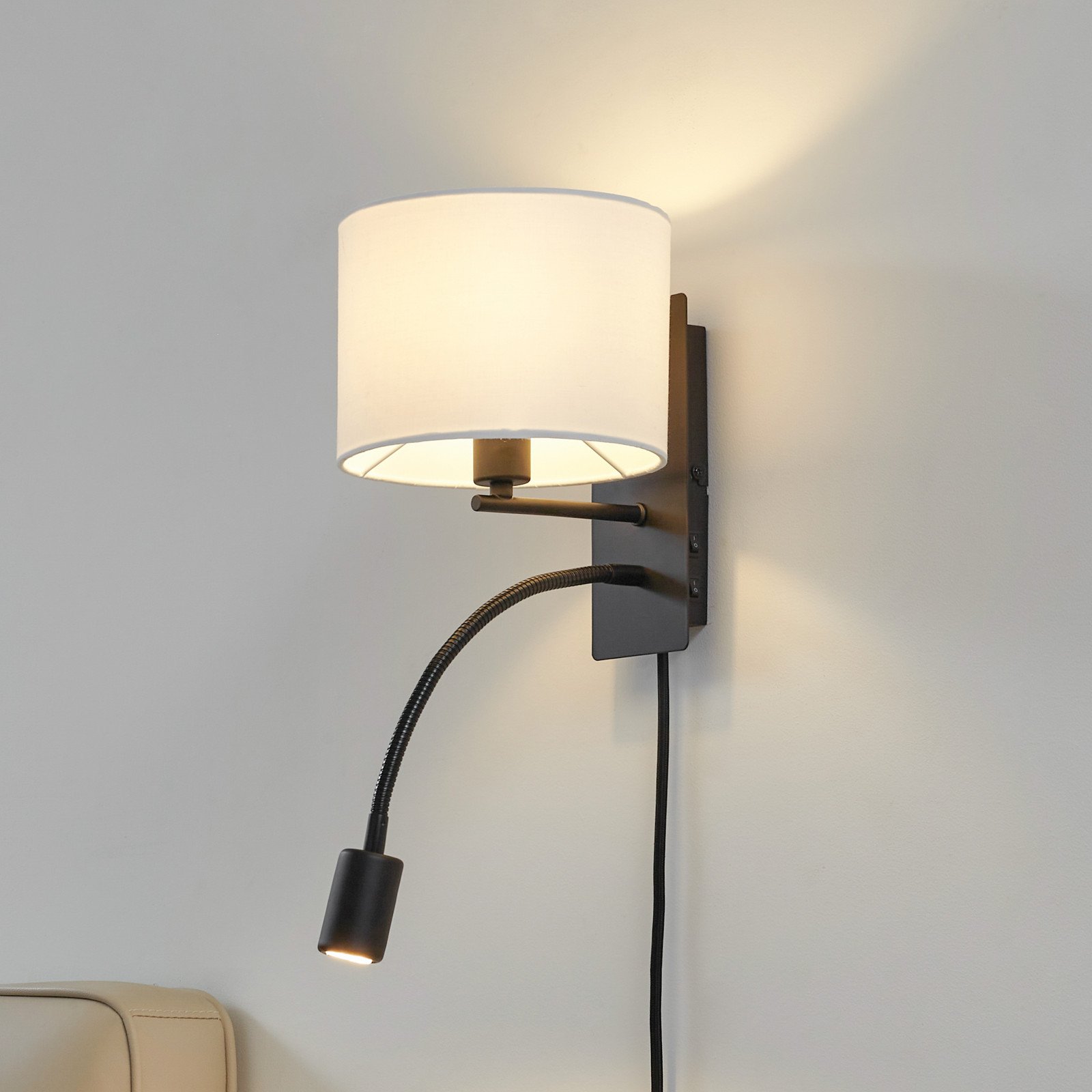 Lindby Aplică de perete Florens negru lampă de citit cu LED 235 cm - Camera de zi / sufragerie - Modern - alb negru - Țesătură / Textil